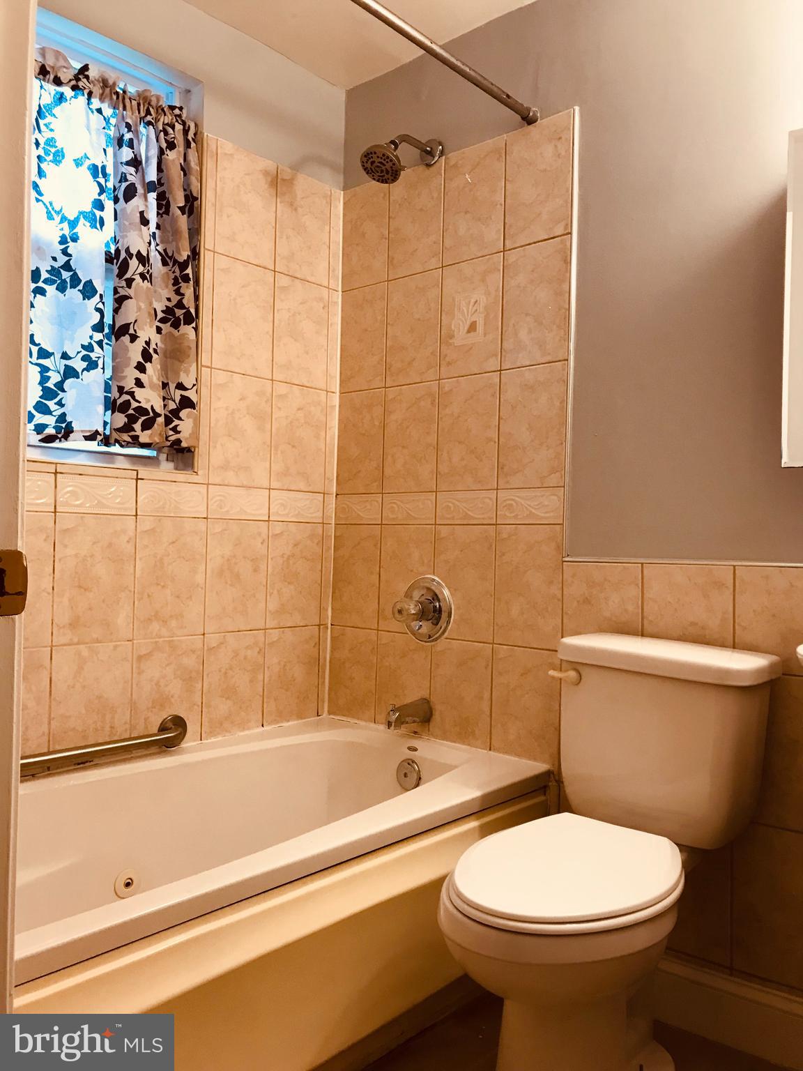 WINDSOR HILLS - Residential Lease