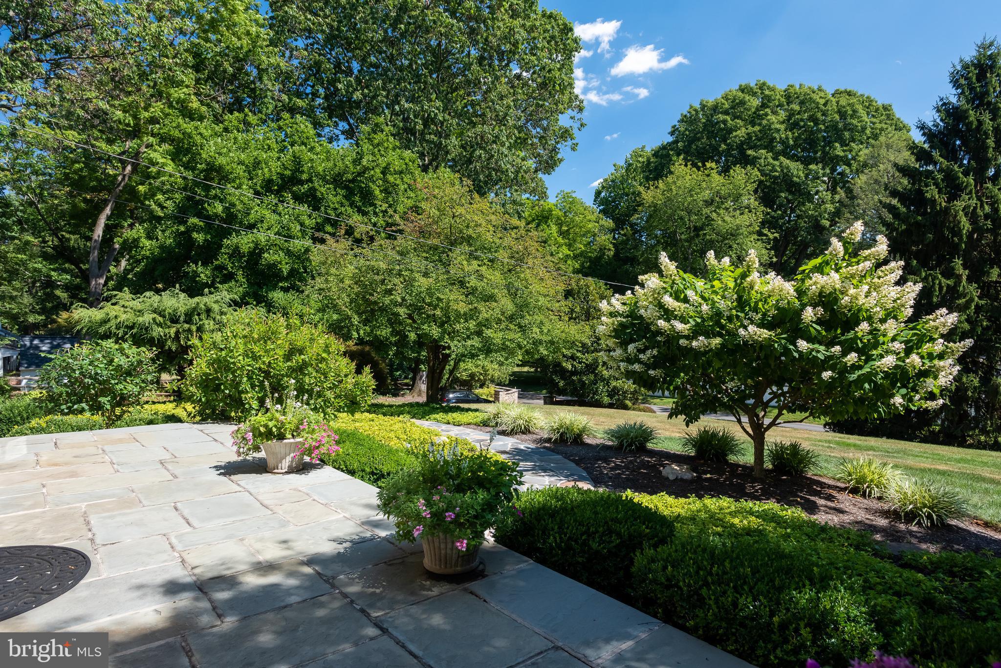 GLENHARDIE - Residential