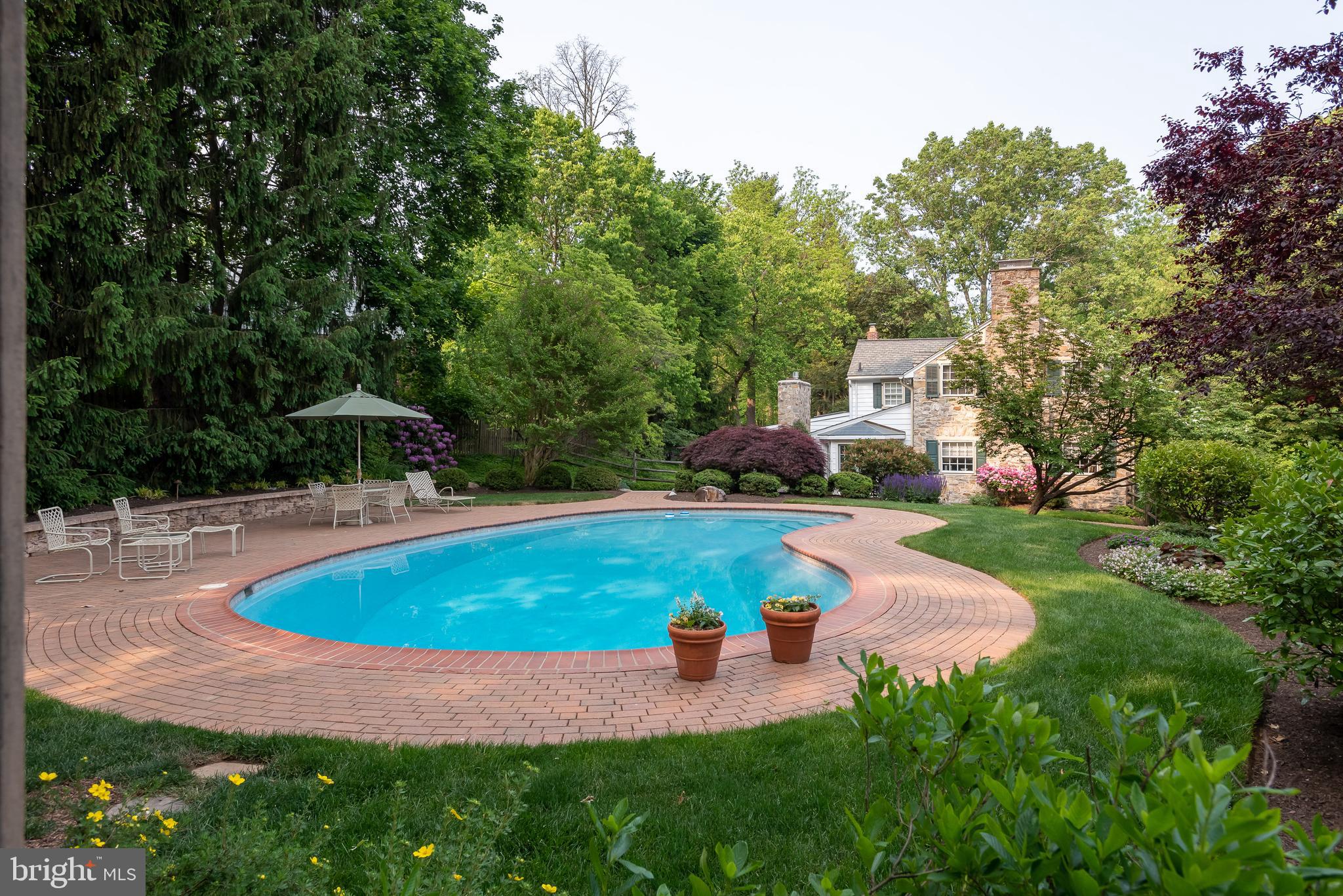 GLENHARDIE - Residential