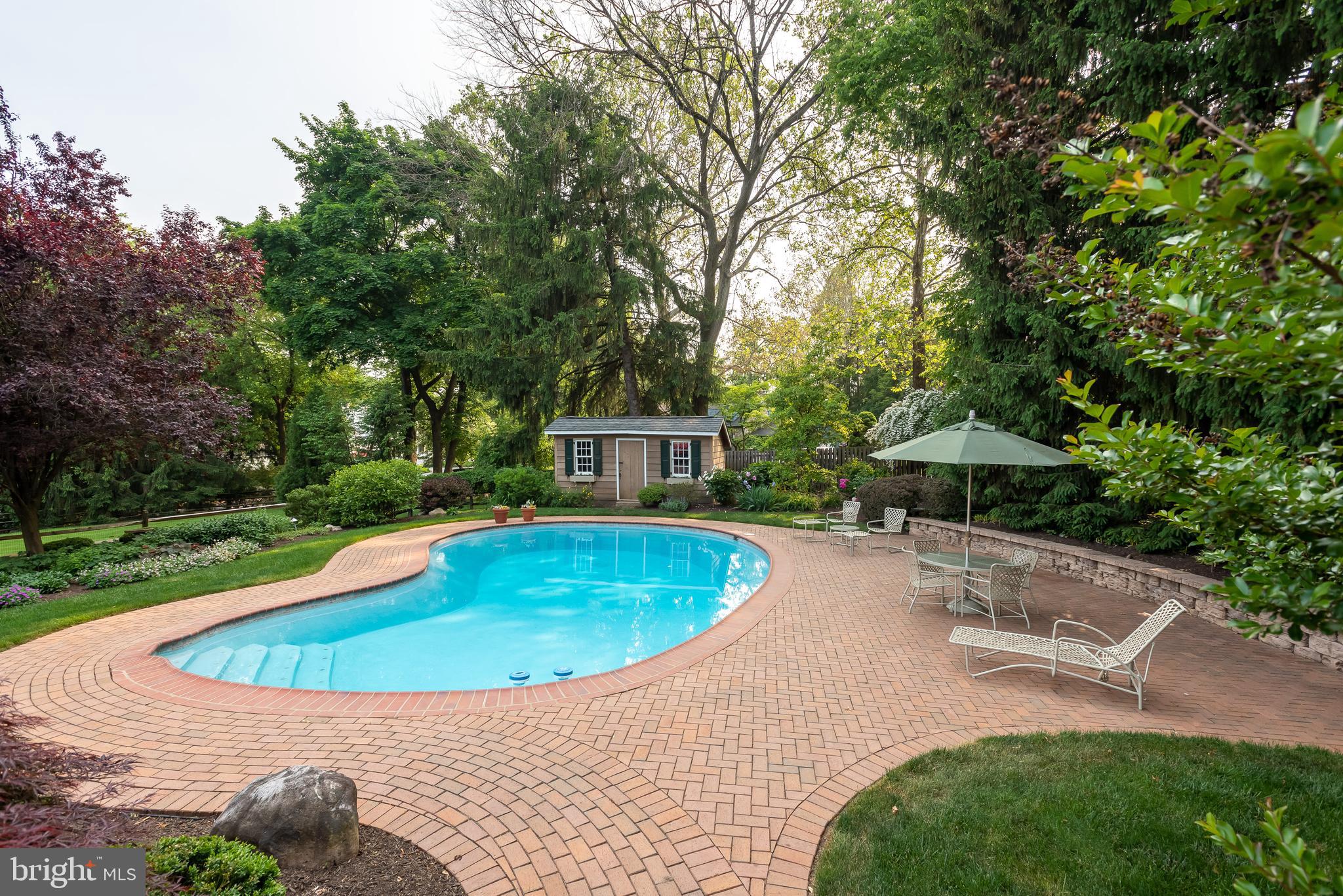 GLENHARDIE - Residential