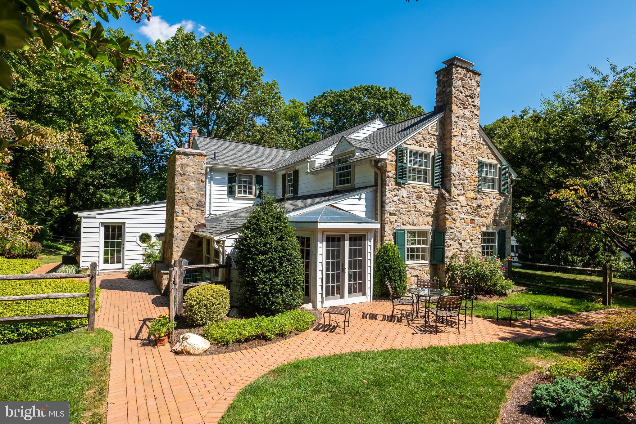 GLENHARDIE - Residential