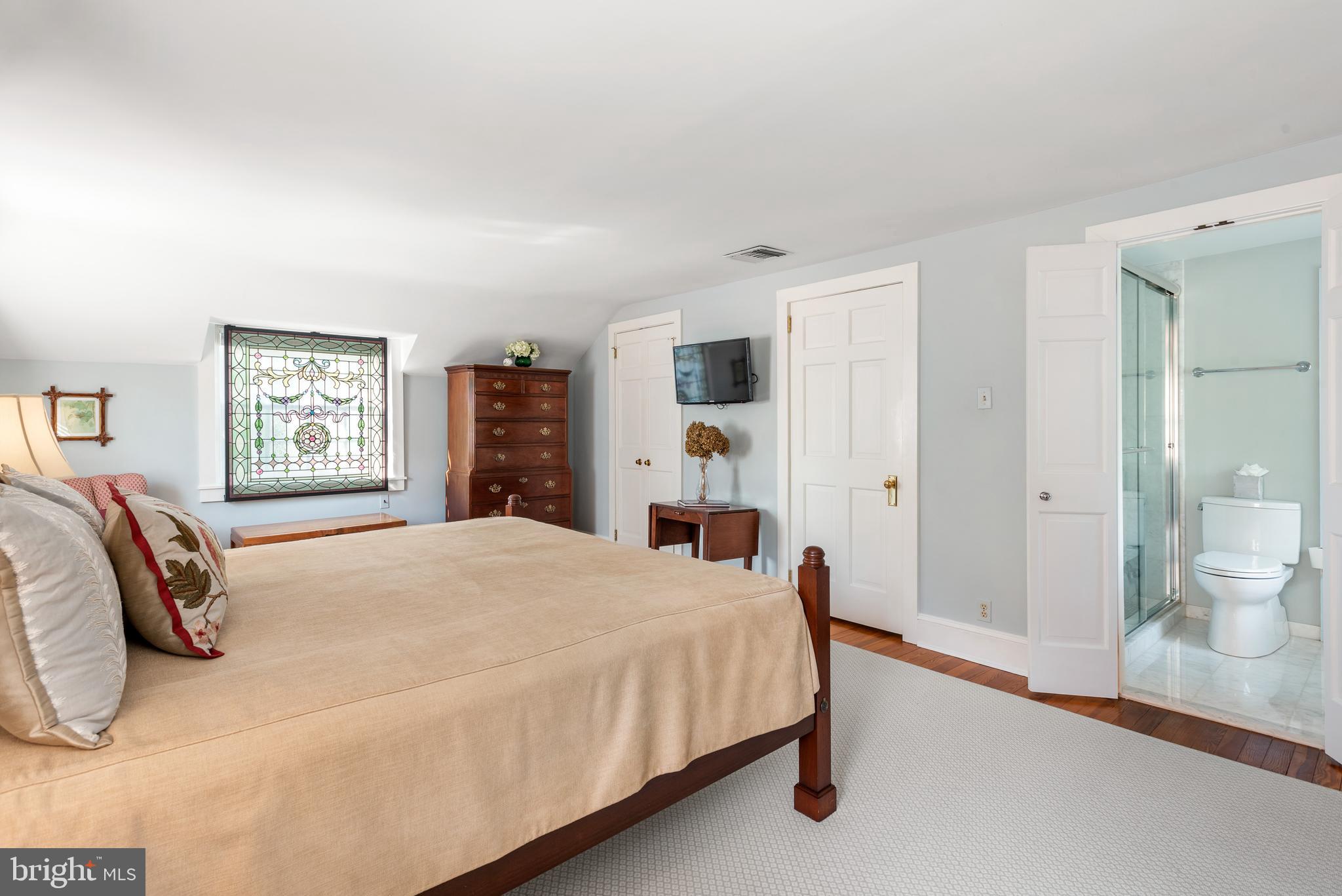 GLENHARDIE - Residential