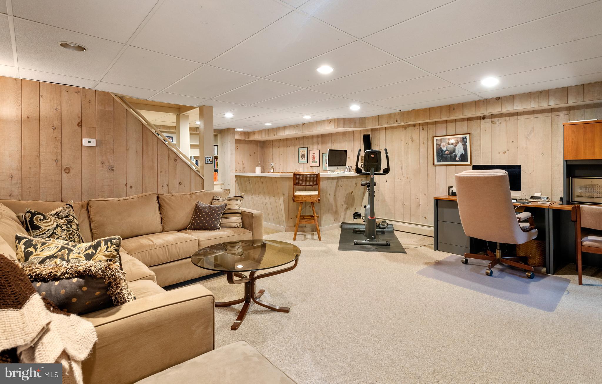 GLENHARDIE - Residential