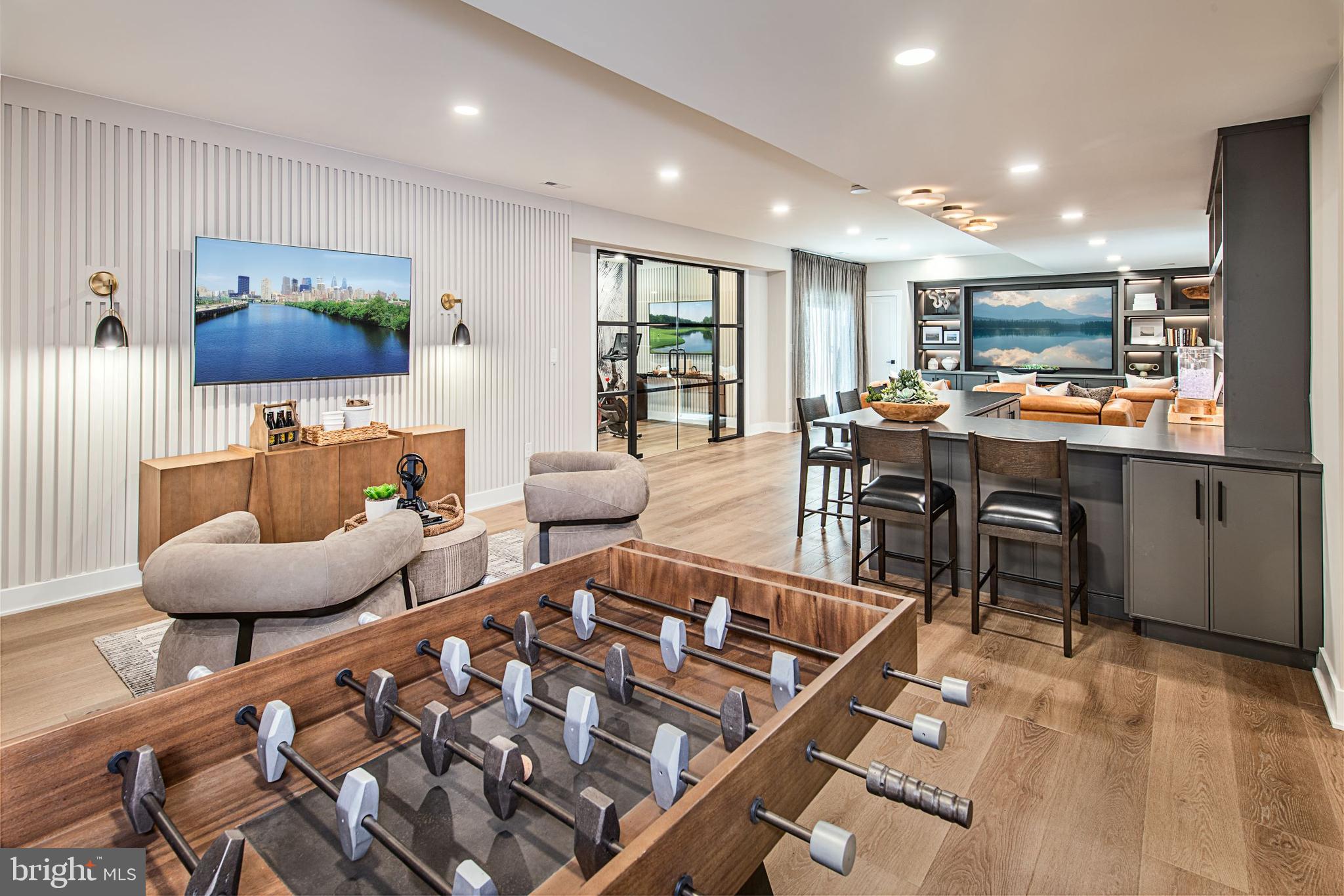 BRETON HILL - Residential