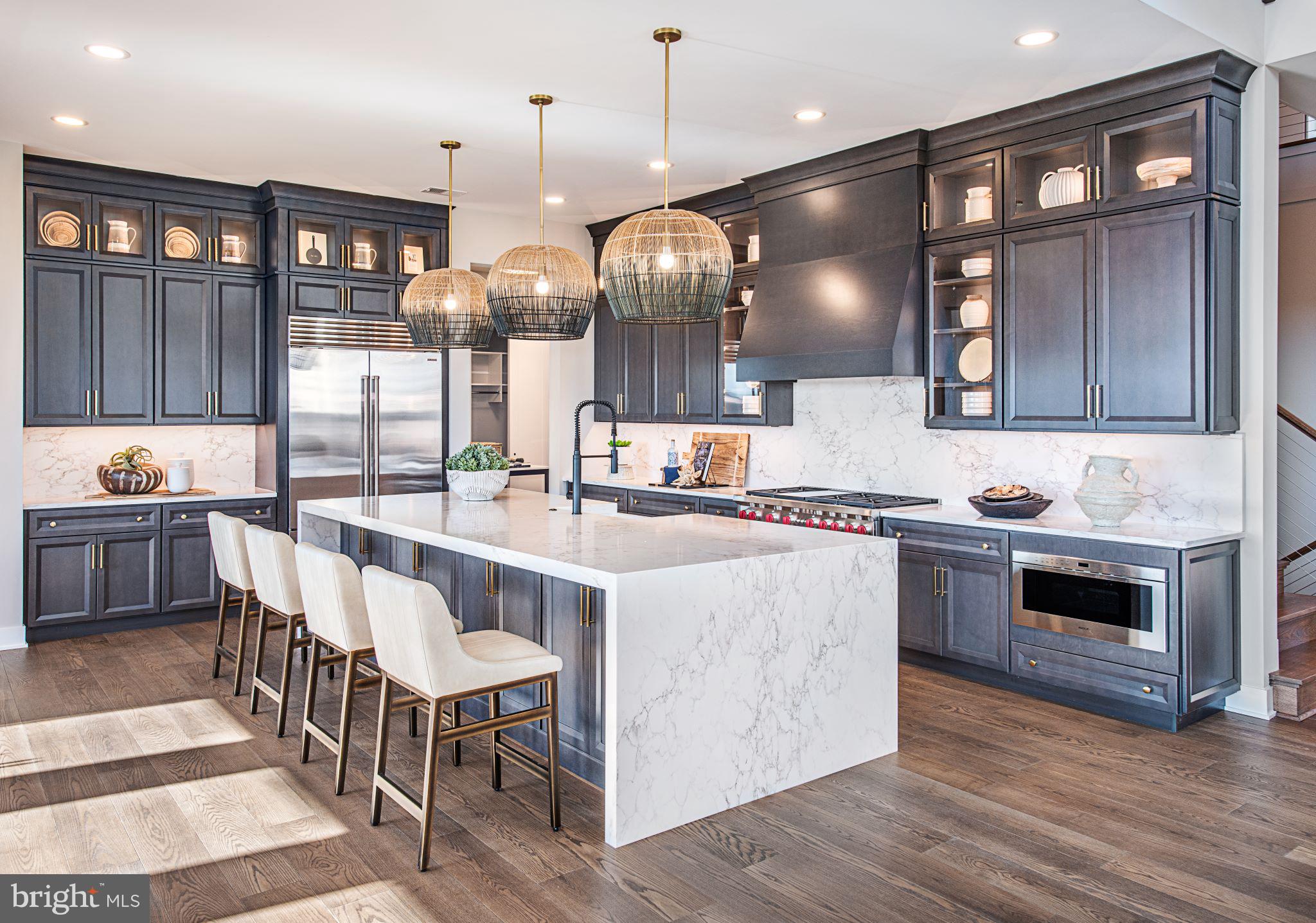 BRETON HILL - Residential