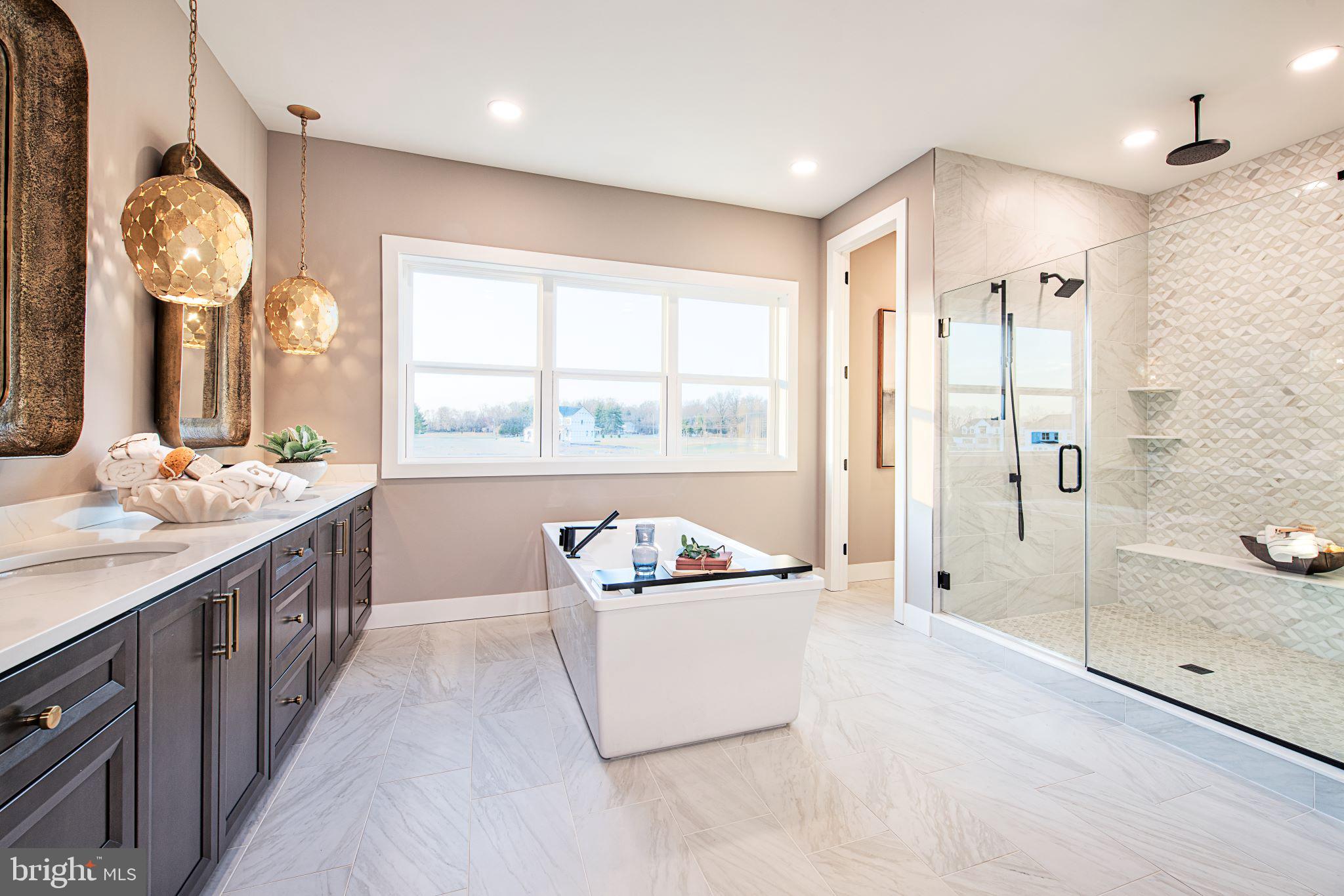 BRETON HILL - Residential