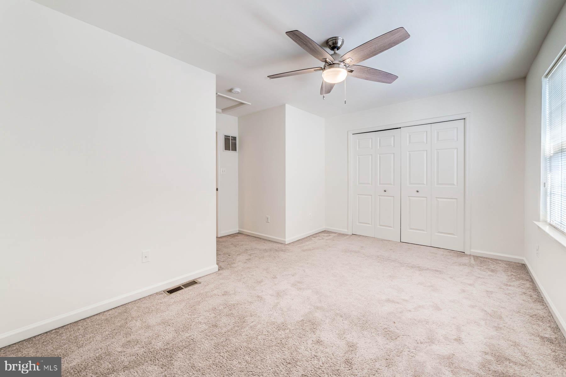 SUMMERS GROVE - Residential Lease