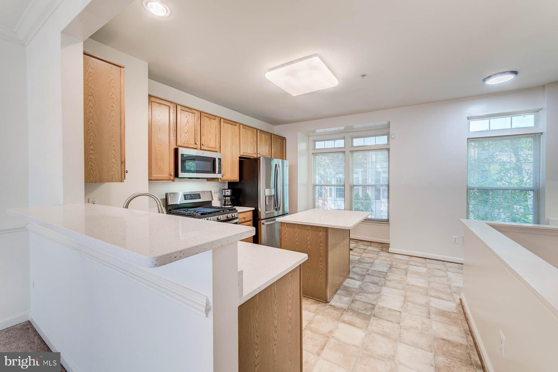 SUMMERS GROVE - Residential Lease