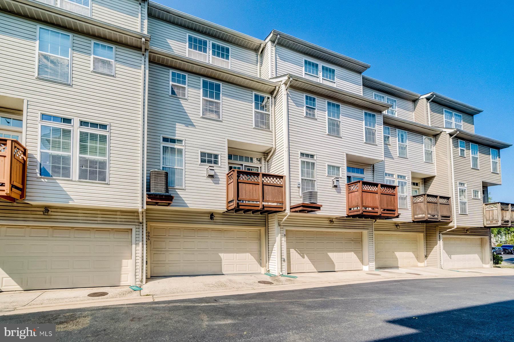 SUMMERS GROVE - Residential Lease