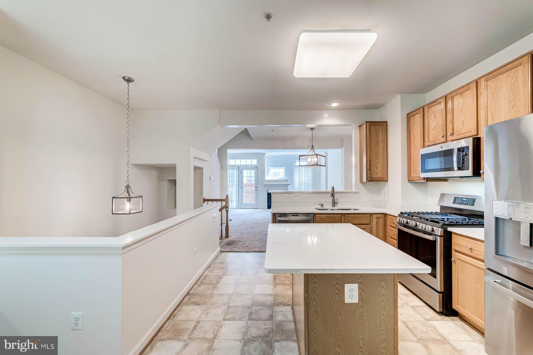 SUMMERS GROVE - Residential Lease