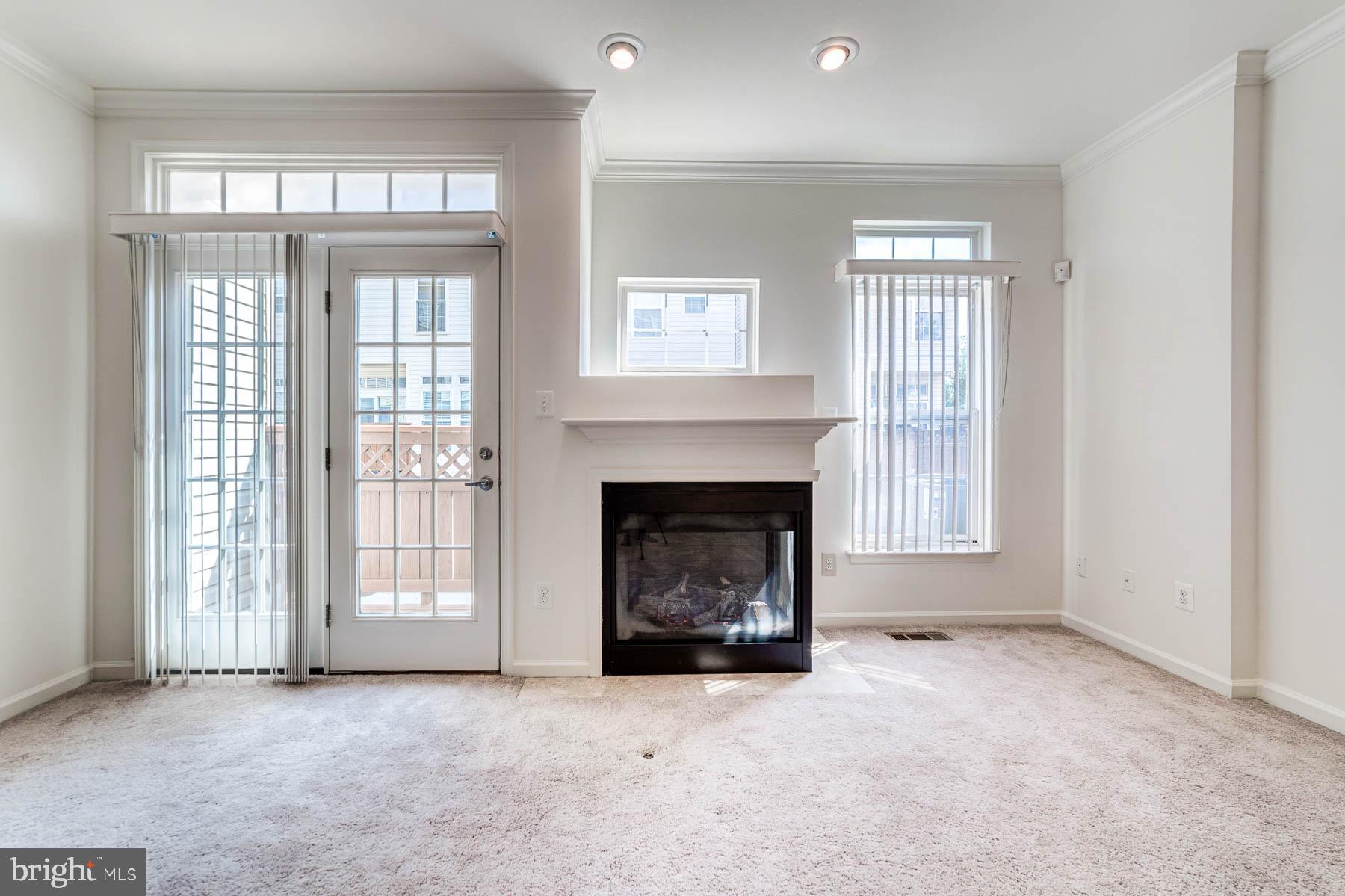 SUMMERS GROVE - Residential Lease