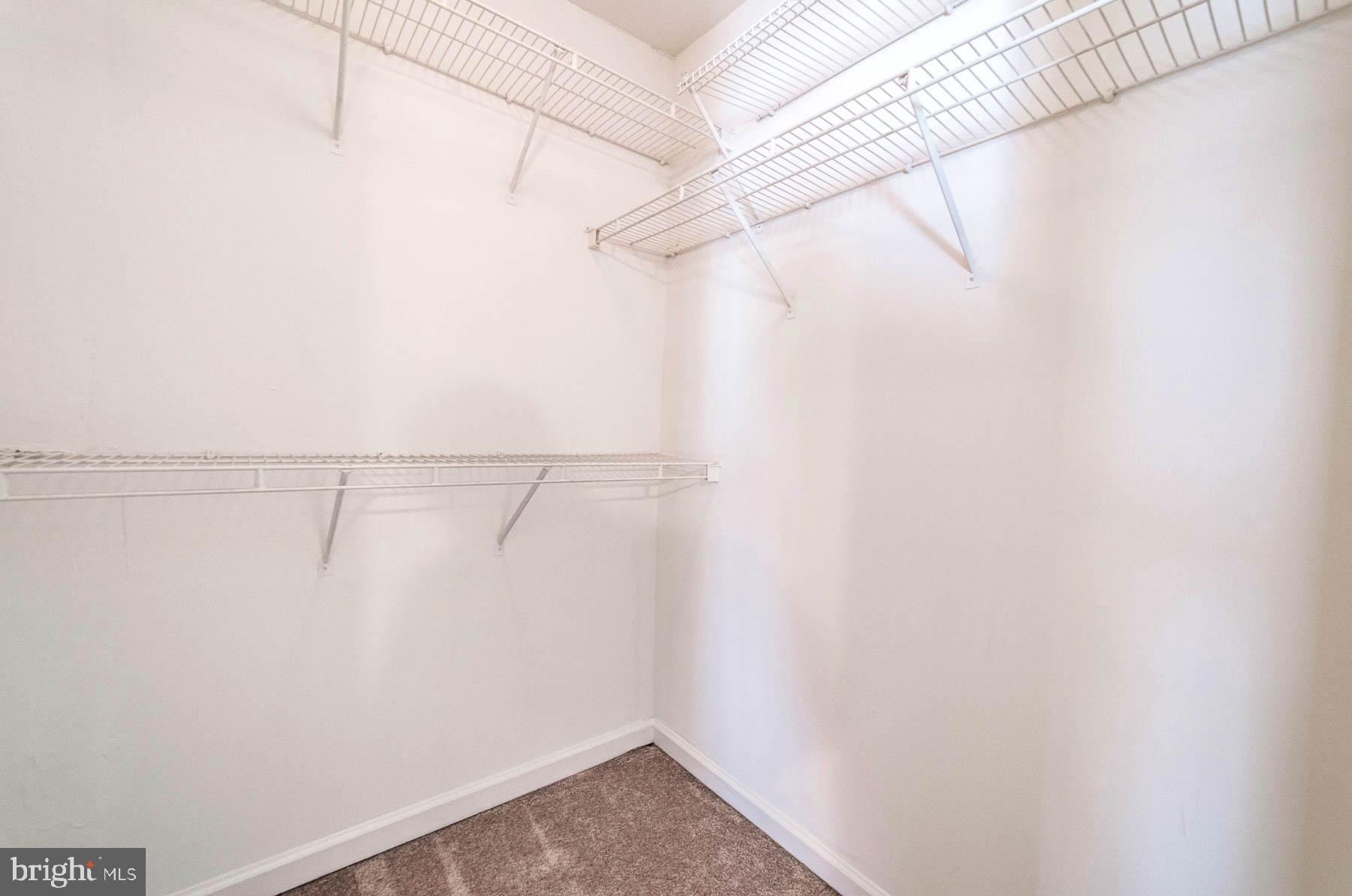 SUMMERS GROVE - Residential Lease