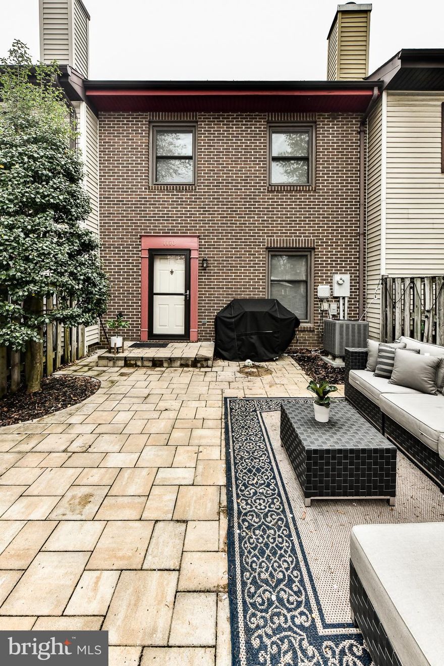 PREMIUM LOCATION! RARE FIND! Newly renovated & completely updated 2BR, 2BA Townhome Plus Large Loft*Incredible Ballston location with your own private outdoor oasis*Recessed lighting, incredible updates throughout this entire home with a newly renovated kitchen, flooring and updated bathrooms!  Open & bright living room with lots of natural sunlight beaming throughout leads to gorgeous open kitchen with ample cabinetry space, quartz counters, white tile backsplash and new stainless steel appliances.*First bedroom features large skylit loft perfect for den, office or playroom*LUX spa-like bath with gorgeous tiled floors/wall & granite vanity*Owners suite features airy high ceilings, updated bath & granite vanity with plenty of storage*Walking distance to bars and restaurants, newly renovated Ballston Mall, Ballston Metro & everything in the Ballston Quarter & Virginia Square! Enjoy private, enclosed, Georgetown-style patio perfect for entertaining! 6 min walk to TWO METRO stations - Orange Metro Line & Silver Metro Line at the BALLSTON METRO stop*Close to library & several parks to include Quincy Park, Clarenford Station Park & Oakland Park*1 assigned spot*Additional unassigned parking is available on a first-come, first-served basis to tenants and owners' second cars. Fireplace is for decorative purposes only. 

*AVAILABLE FOR LEASE 4.7.24*