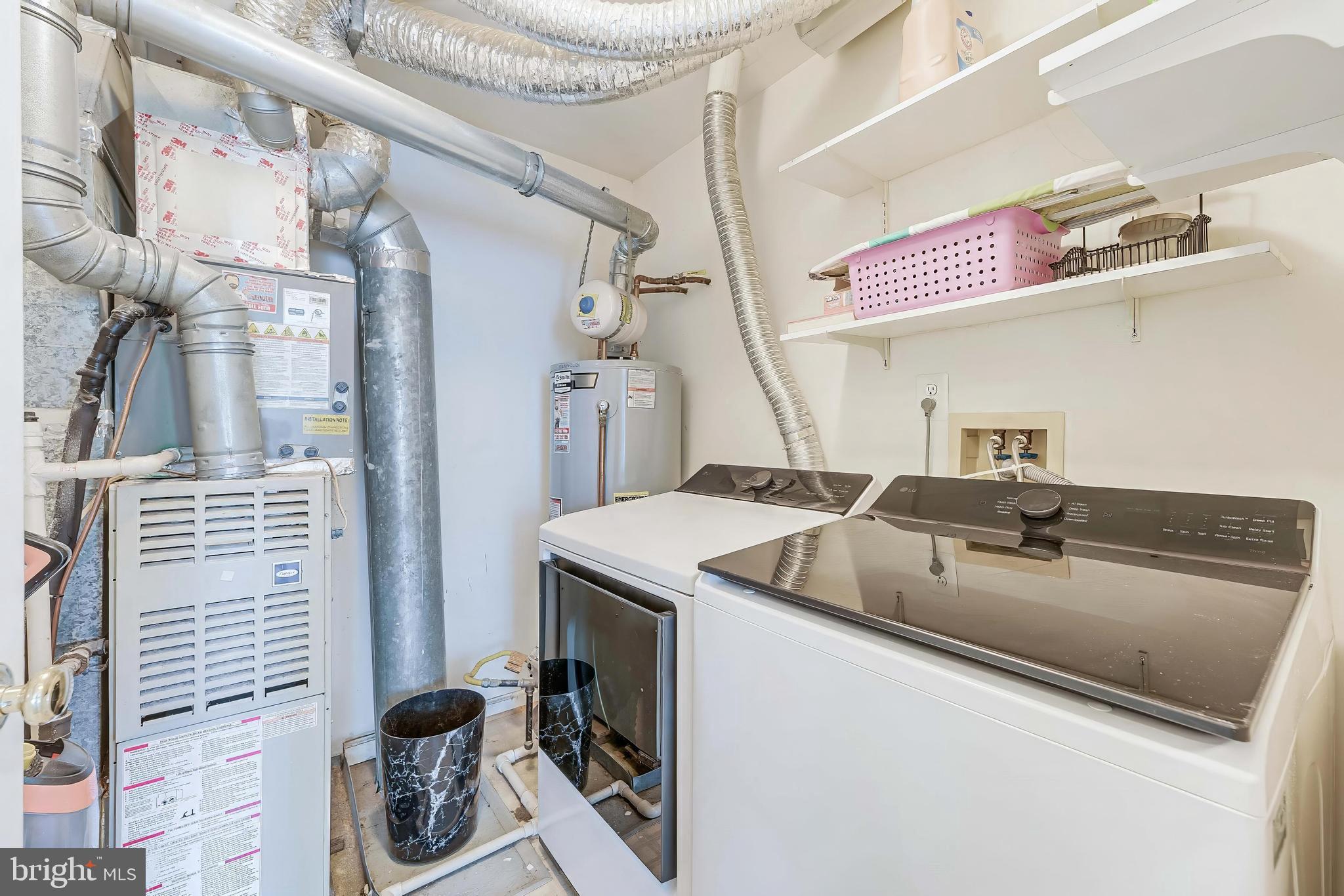 WELLINGTON/CLOVERHILL - Residential
