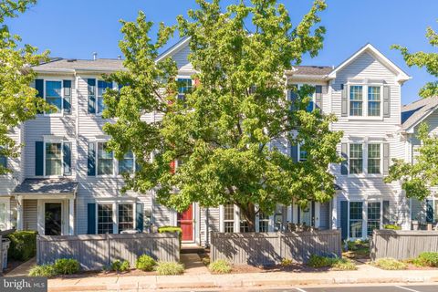 9305 GOOSEBERRY DRIVE MANASSAS VA 20110