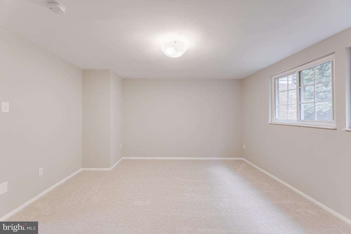 BURKE VILLAGE - Residential