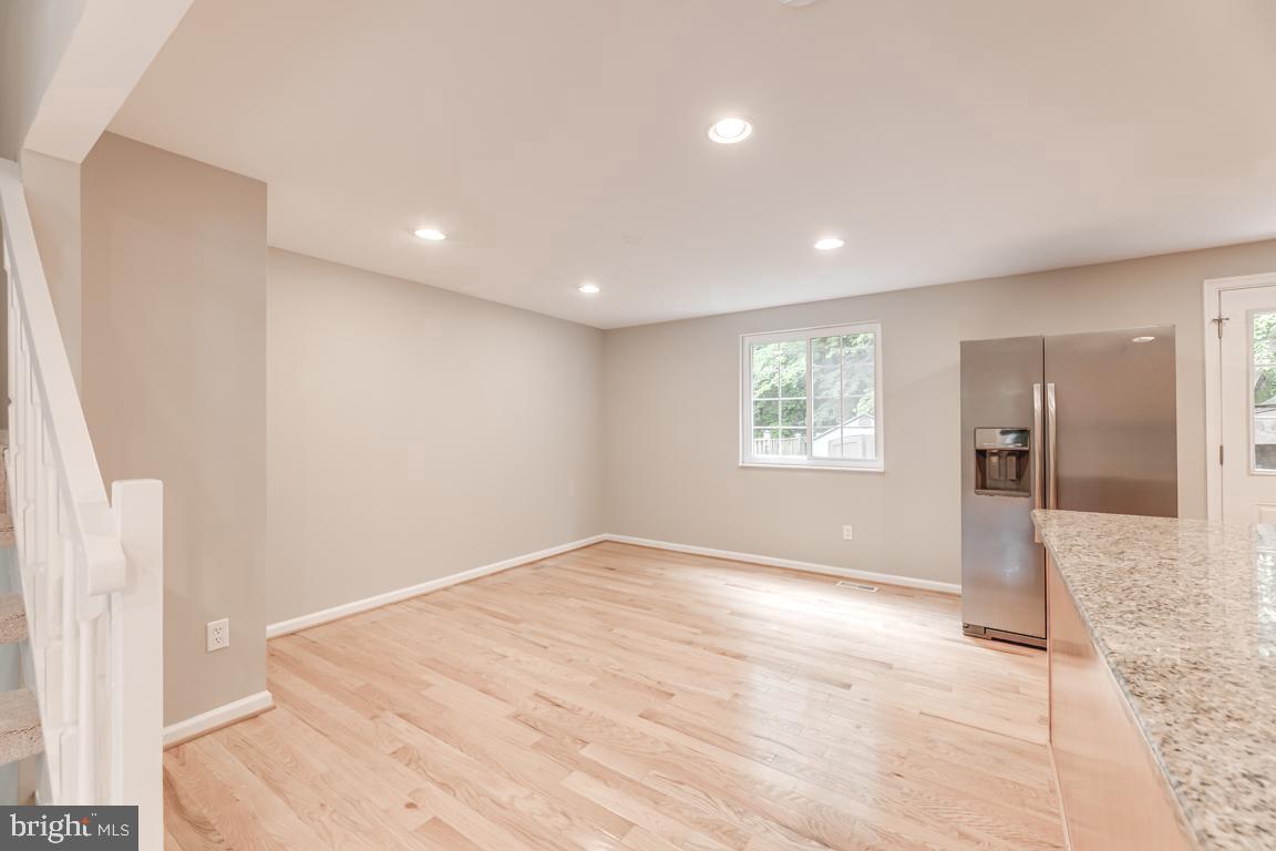 BURKE VILLAGE - Residential