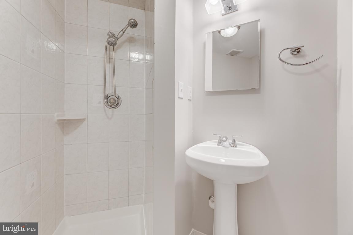 BURKE VILLAGE - Residential