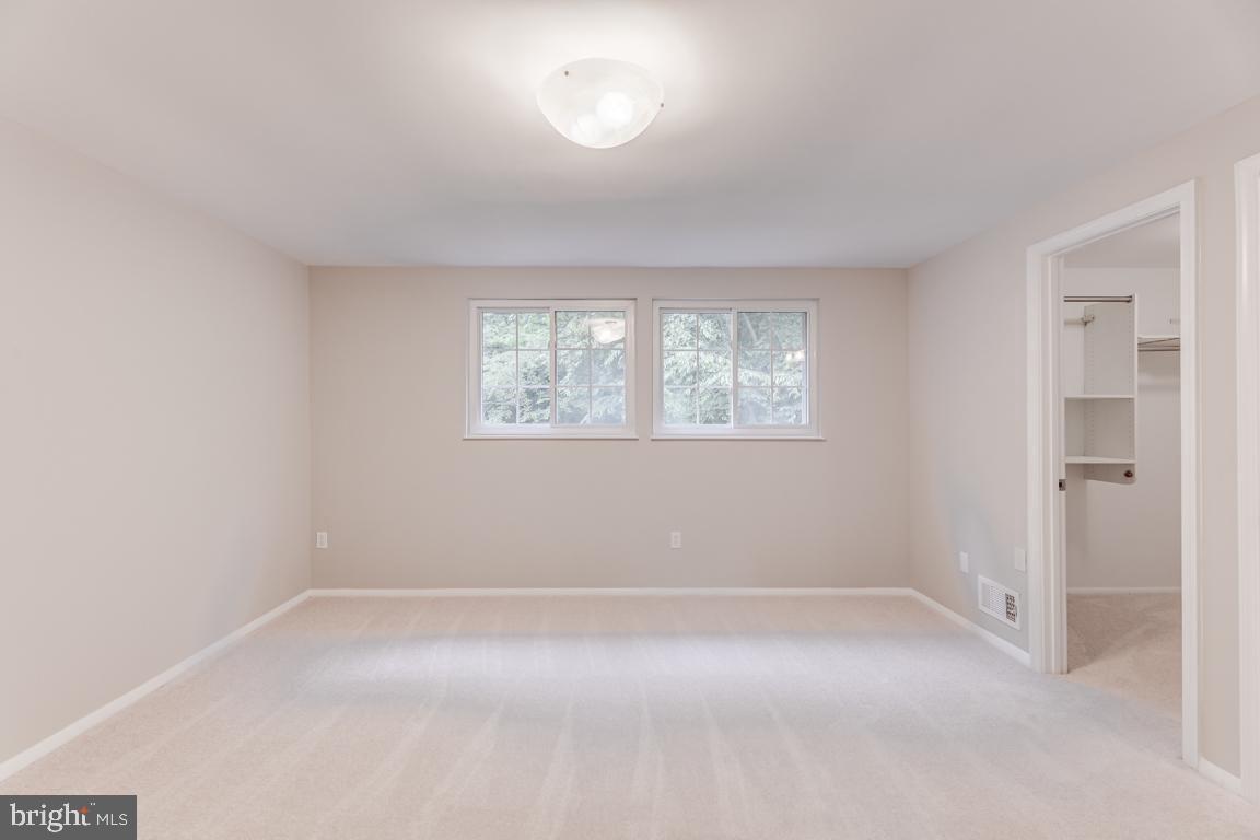 BURKE VILLAGE - Residential