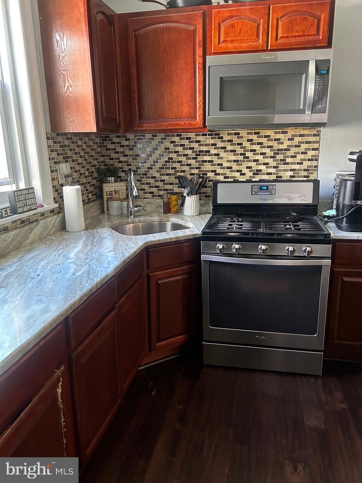 COBBS CREEK - Residential