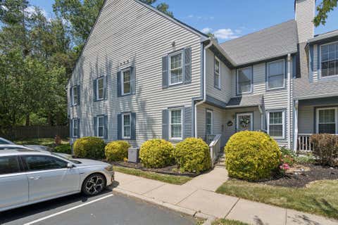 Condo For Sale - 716 Westfield Drive<br/> CINNAMINSON, NJ 08077