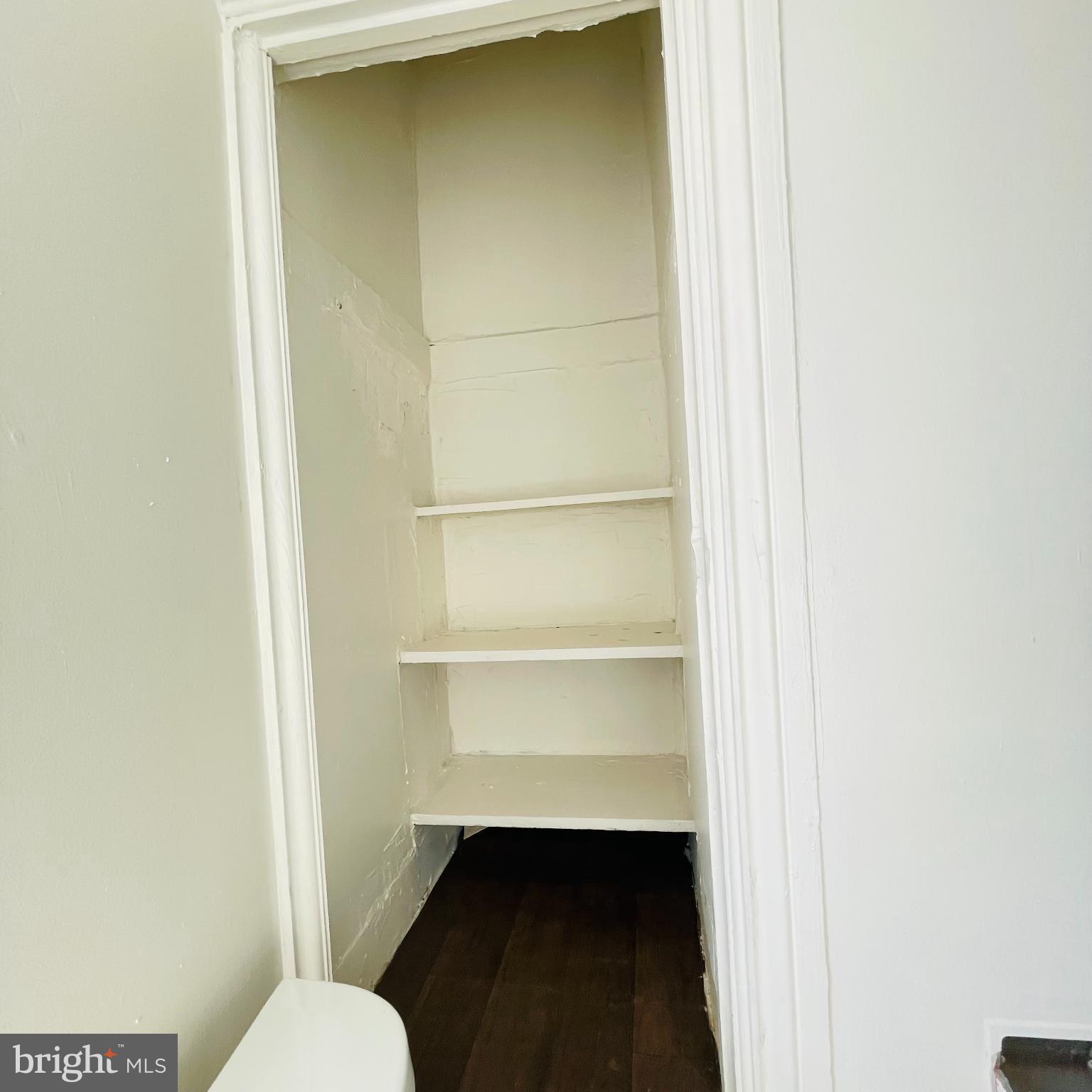 DAUPHIN COUNTY - Residential Income