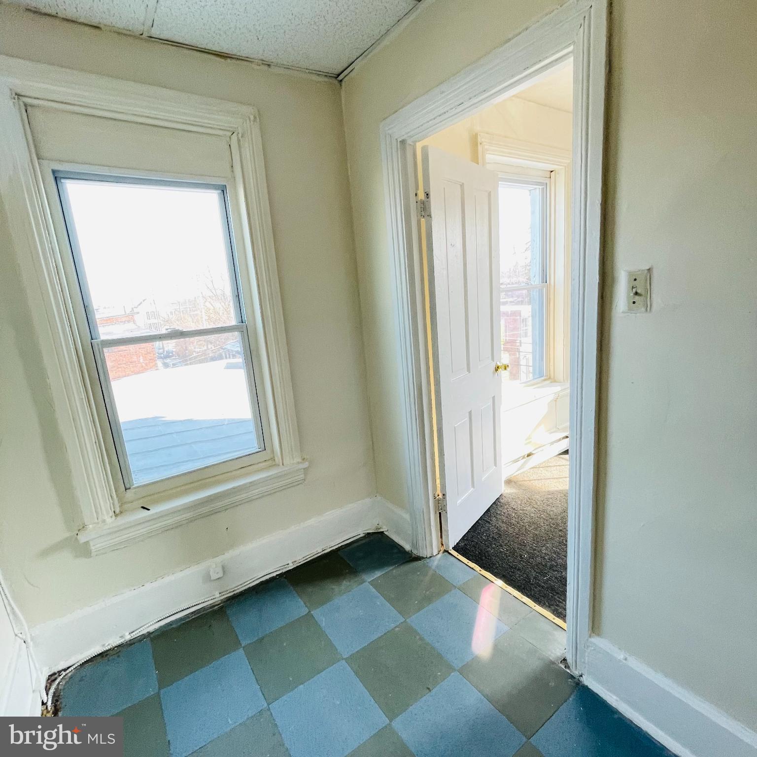 DAUPHIN COUNTY - Residential Income