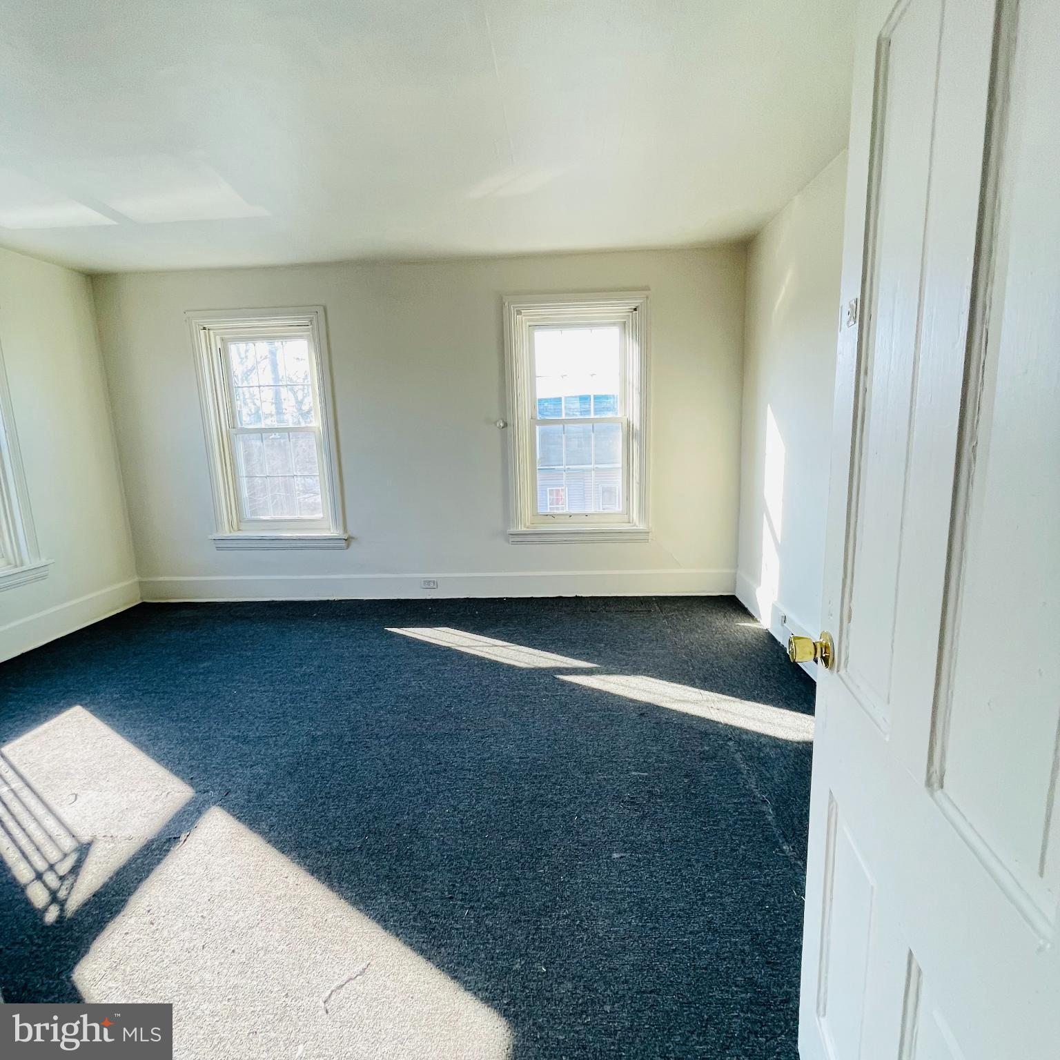 DAUPHIN COUNTY - Residential Income