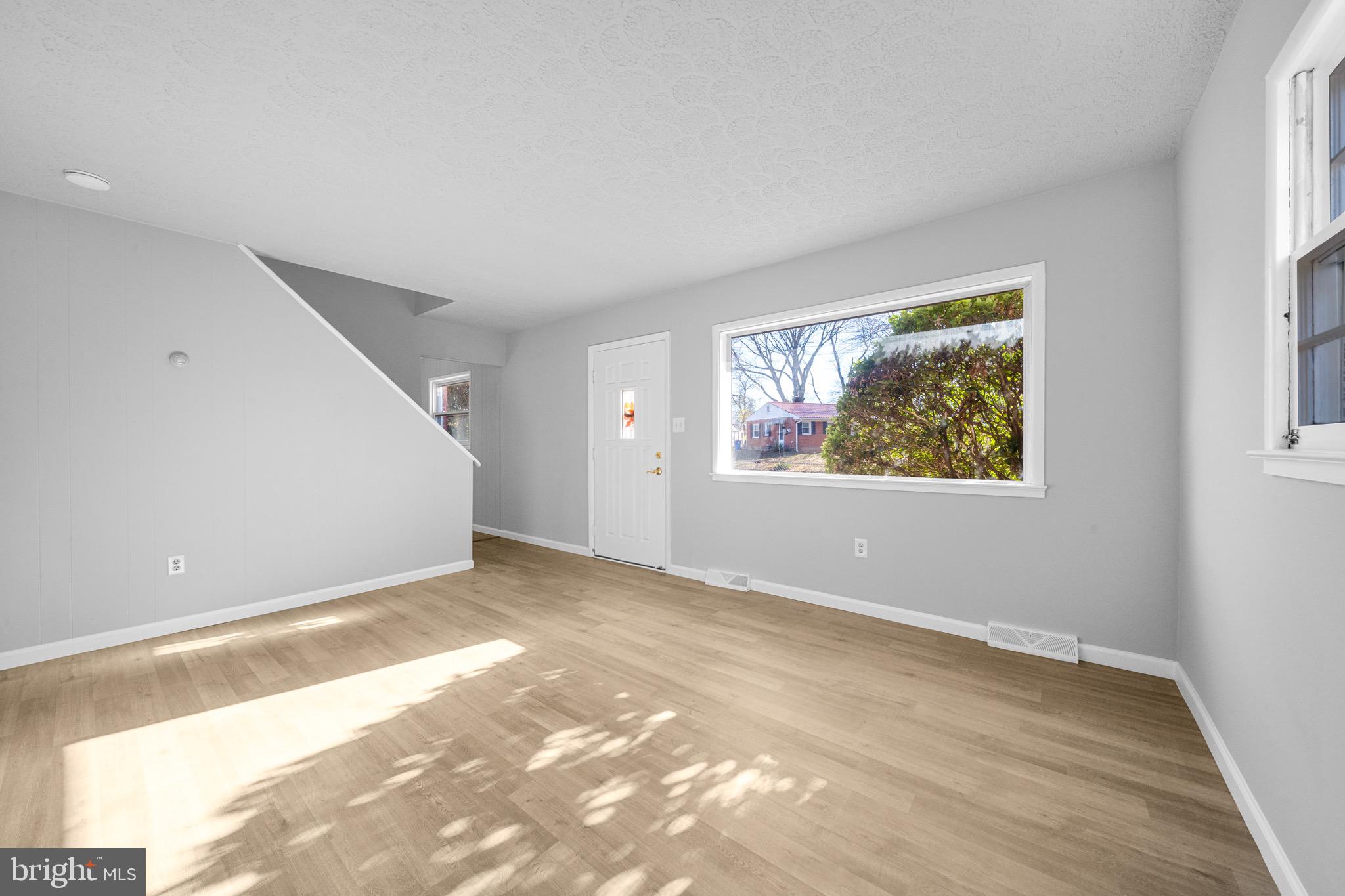 MANASSAS PARK - Residential