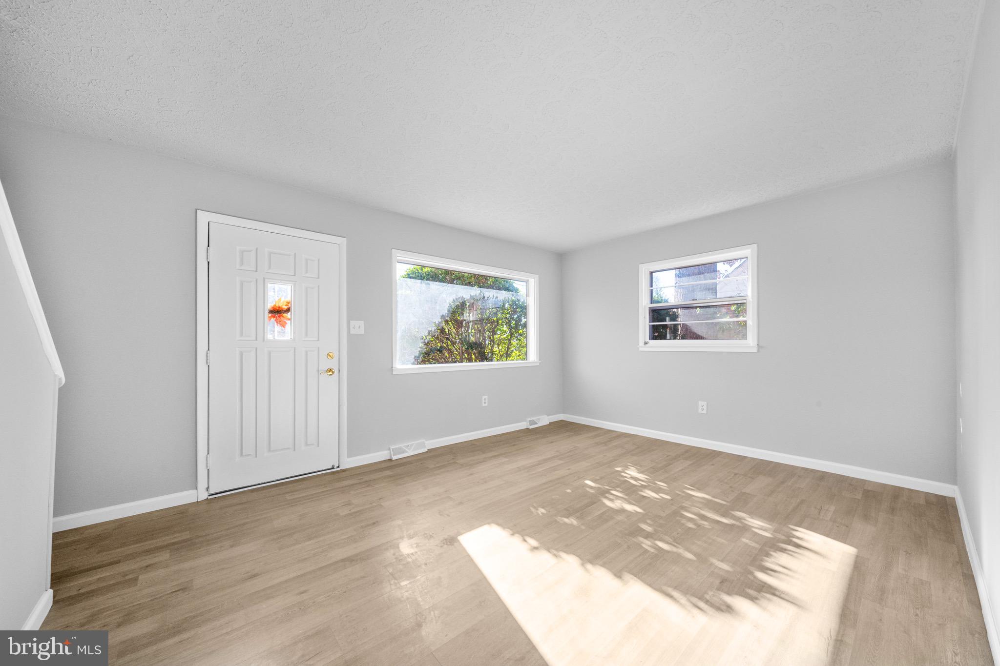 MANASSAS PARK - Residential