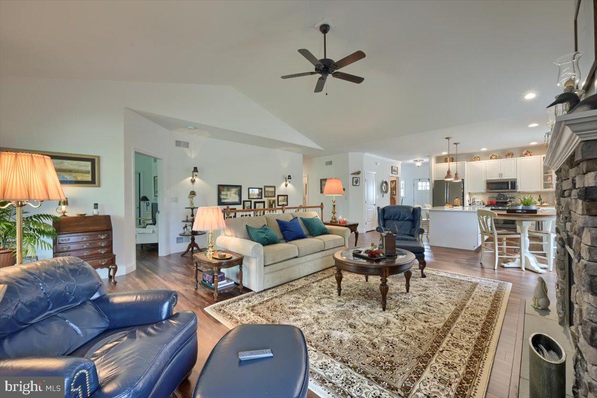 ALDEN PLACE - Residential