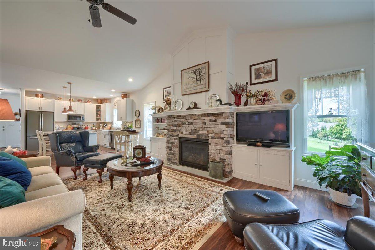 ALDEN PLACE - Residential