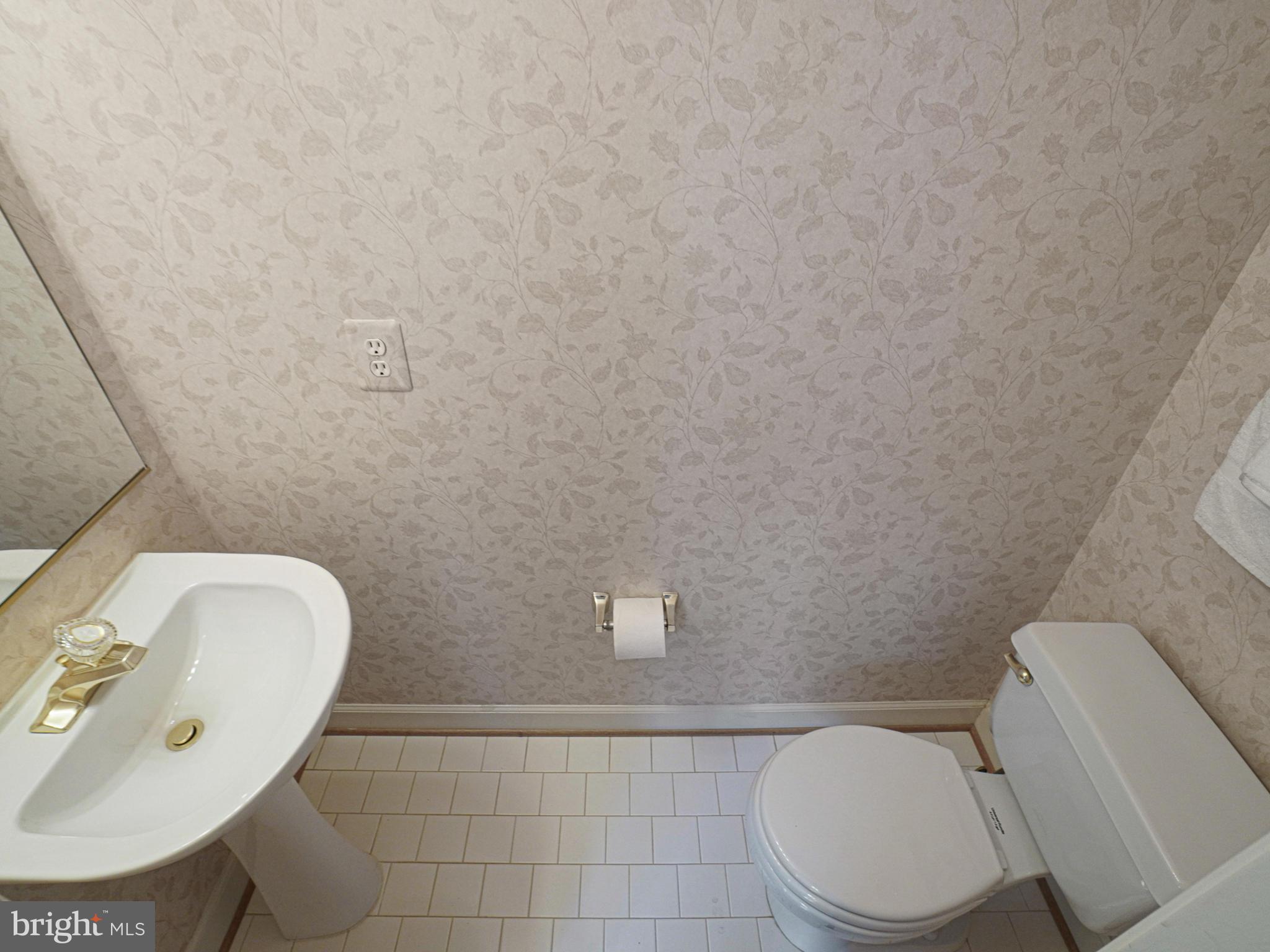 FAIRWAYS AT HOLLY HILL - Residential