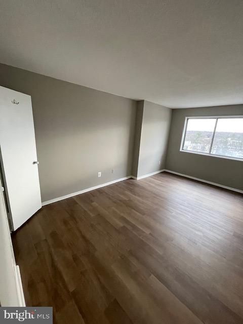 PRESIDENTIAL TOWERS - Residential