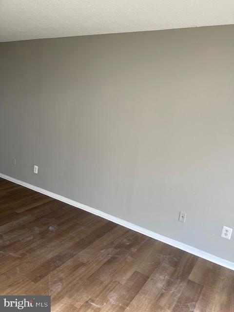 PRESIDENTIAL TOWERS - Residential