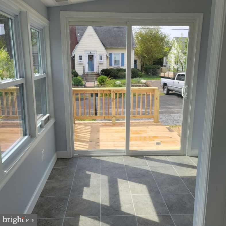 TOWN OF COLONIAL BEACH - Residential