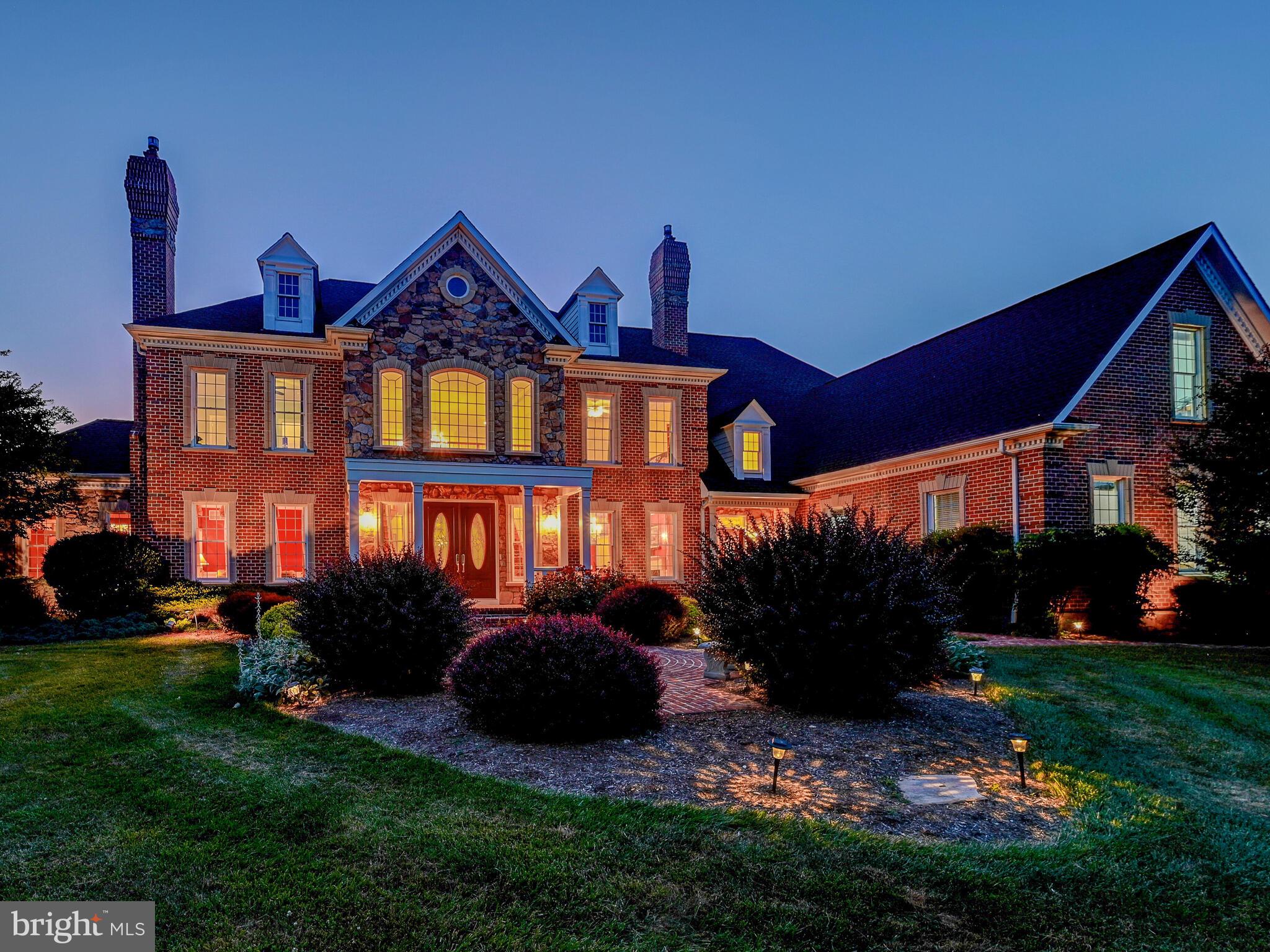 NICHOLSONS MANOR - Residential