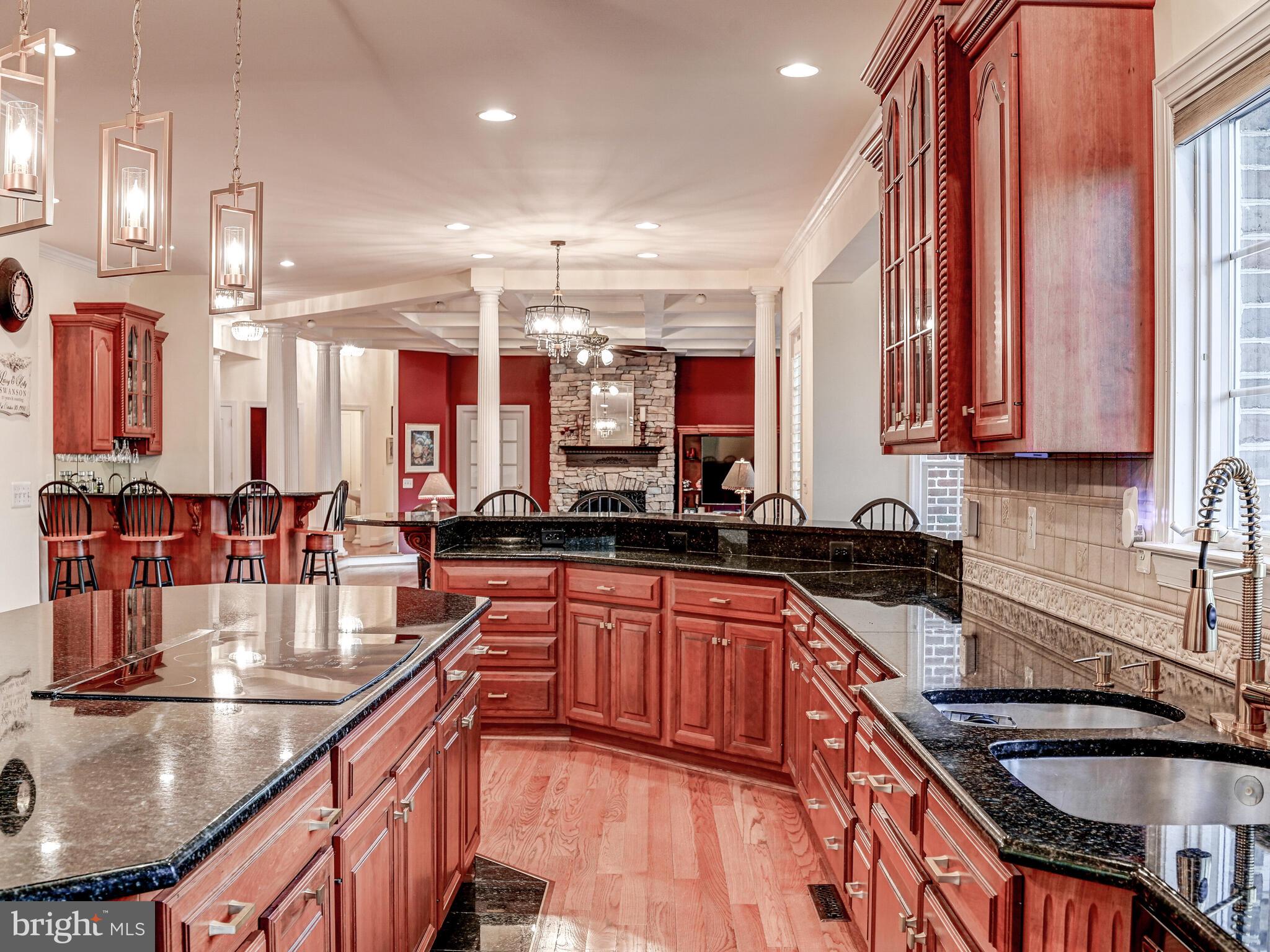 NICHOLSONS MANOR - Residential