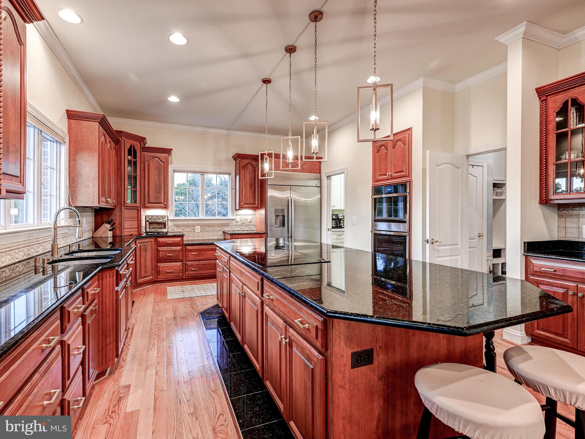 NICHOLSONS MANOR - Residential