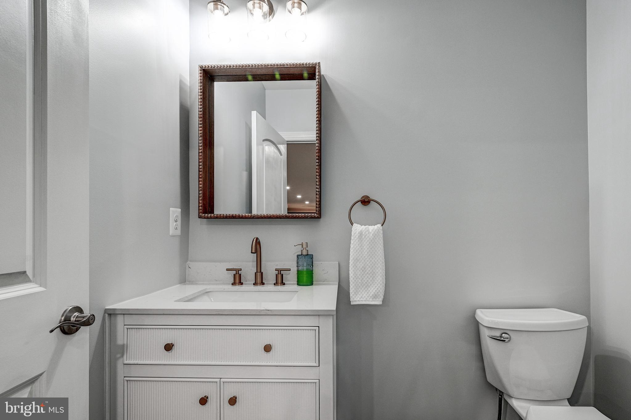 NICHOLSONS MANOR - Residential