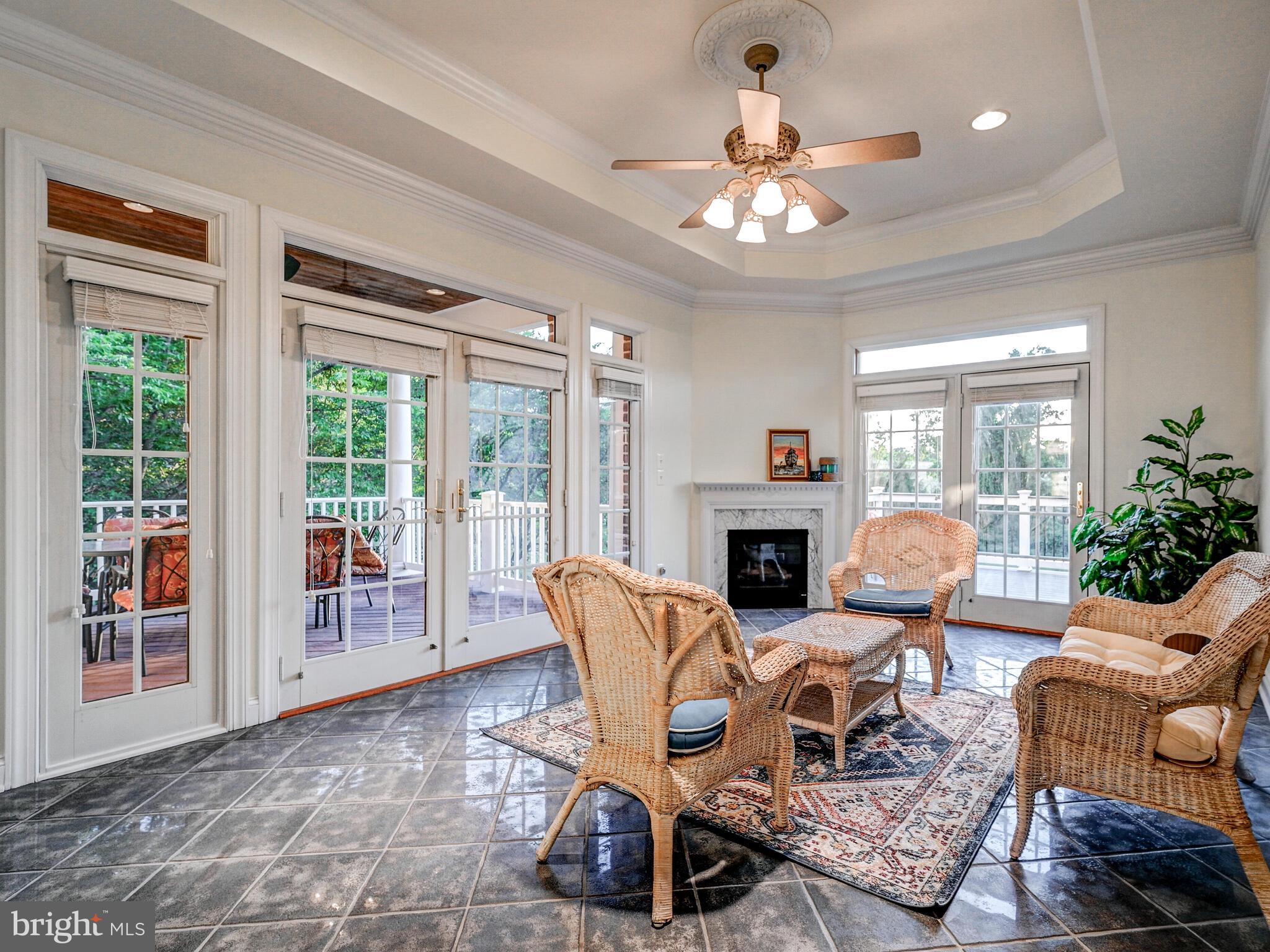 NICHOLSONS MANOR - Residential