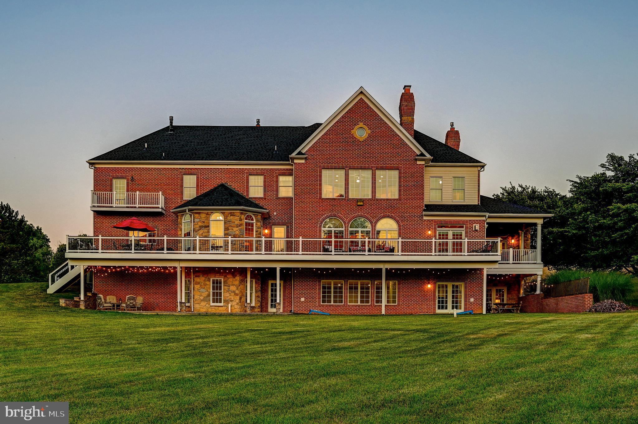 NICHOLSONS MANOR - Residential