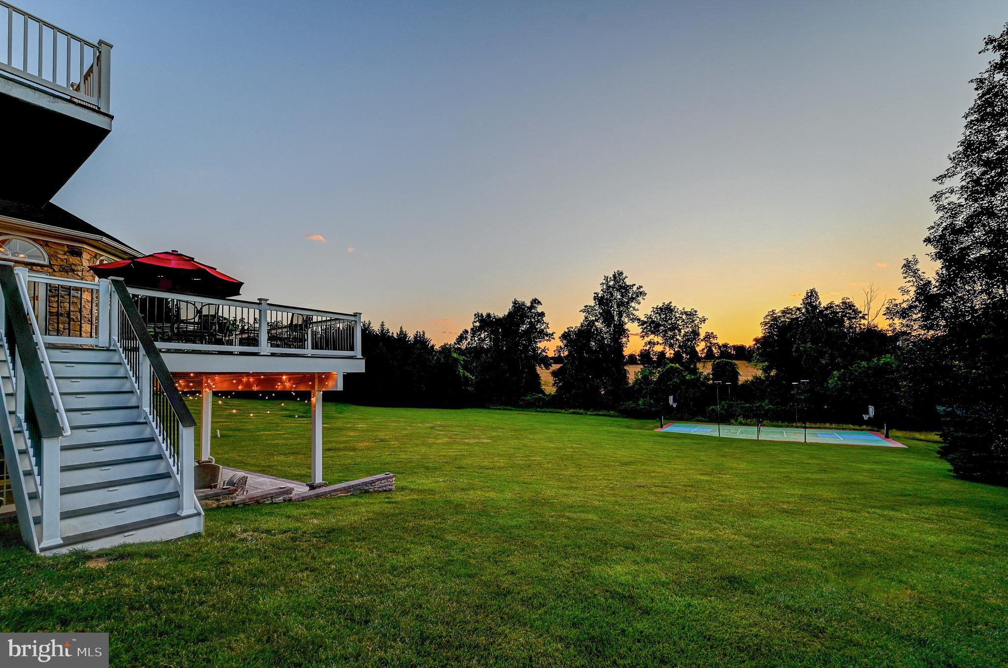 NICHOLSONS MANOR - Residential