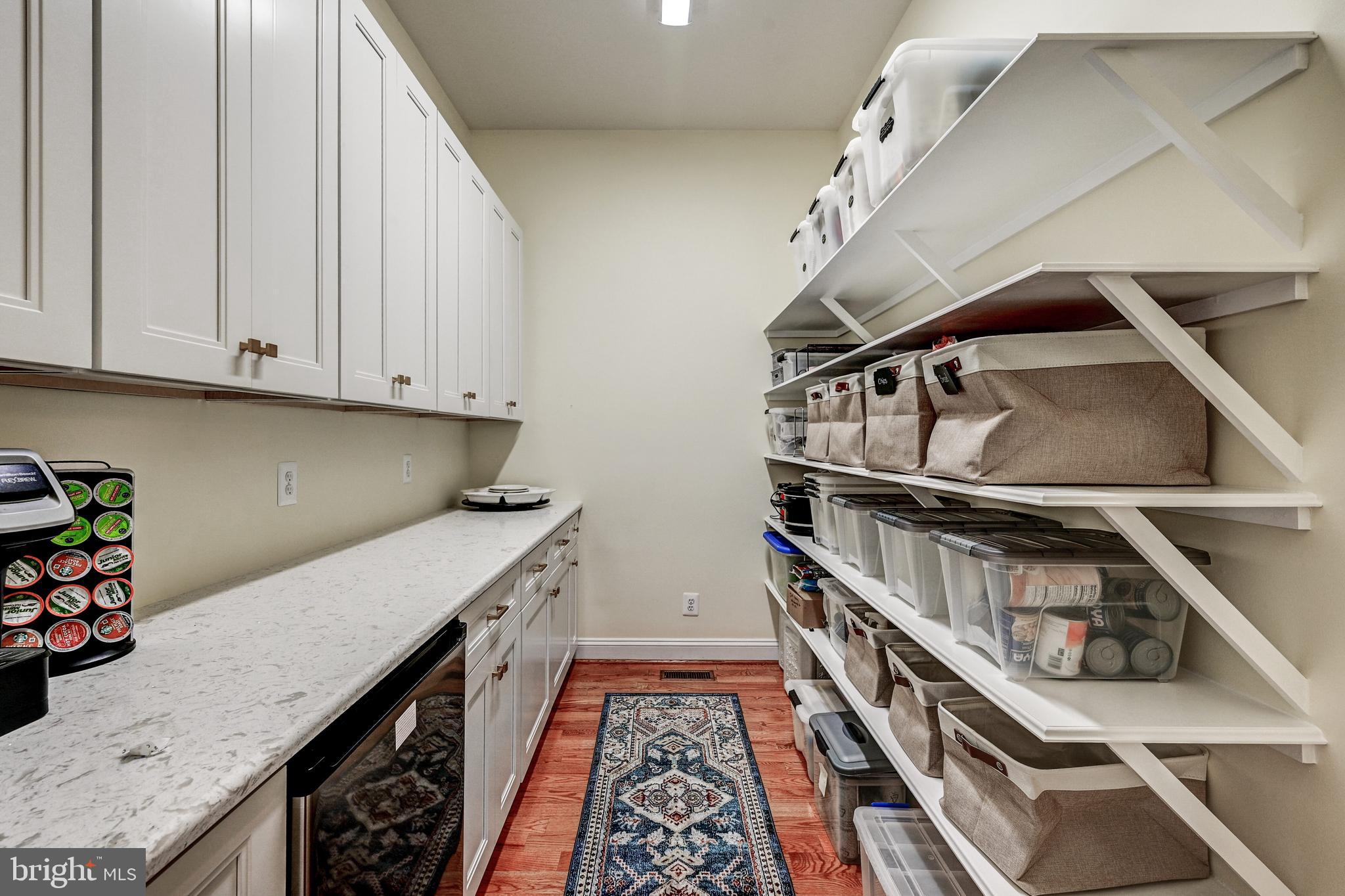 NICHOLSONS MANOR - Residential