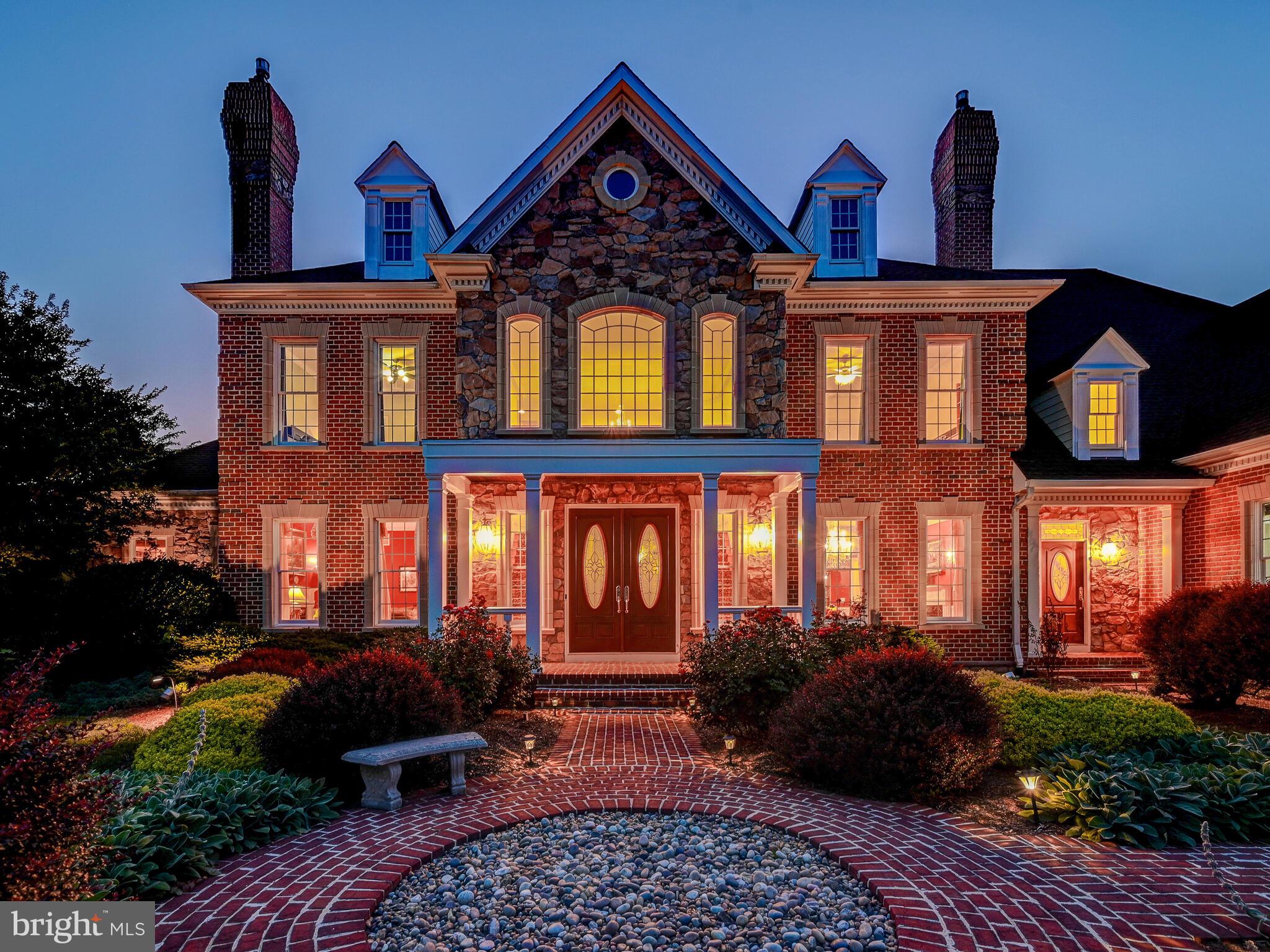 NICHOLSONS MANOR - Residential