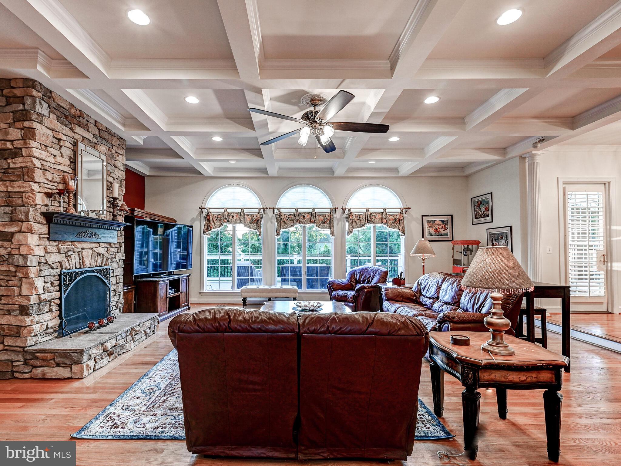 NICHOLSONS MANOR - Residential