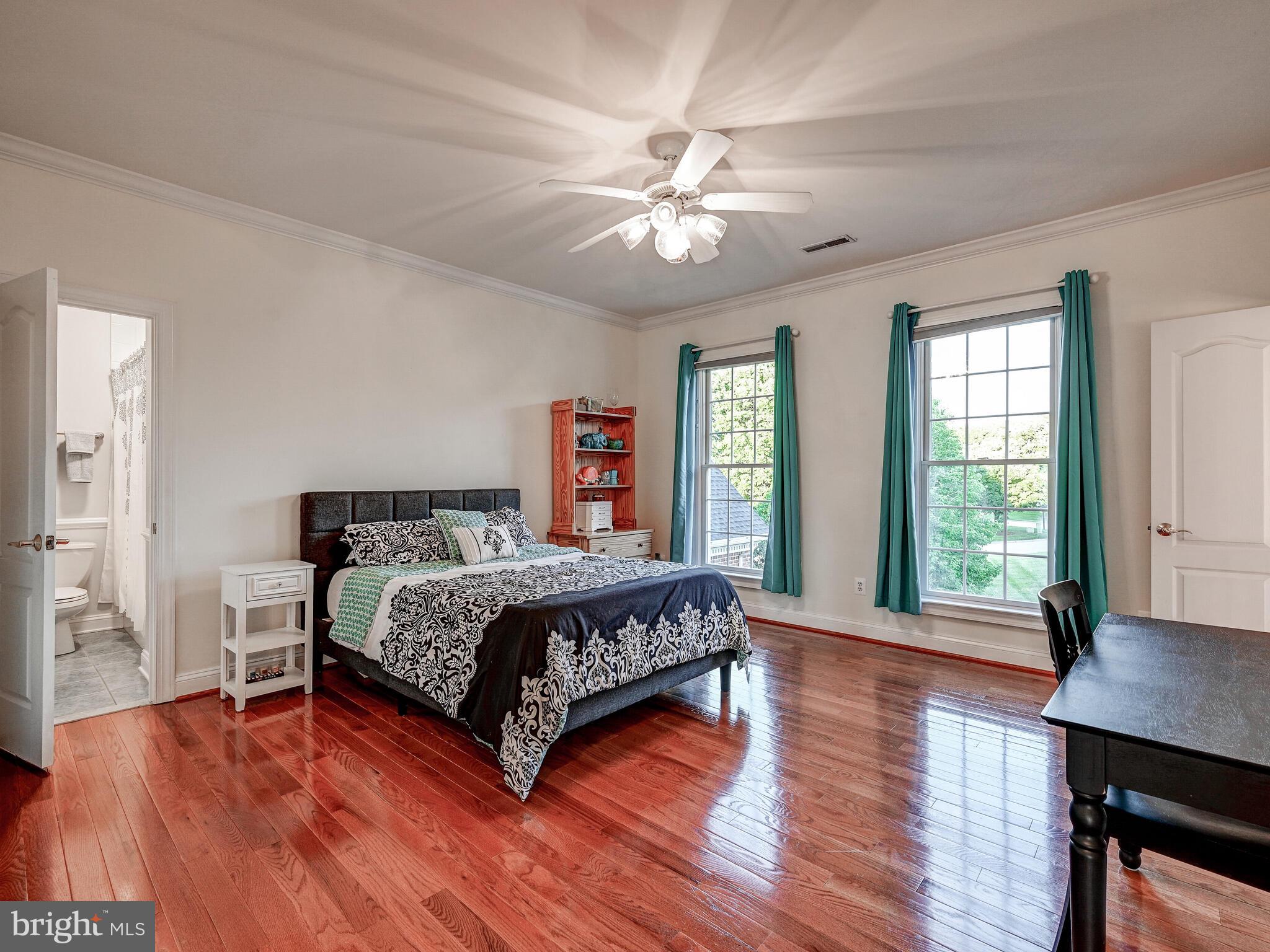 NICHOLSONS MANOR - Residential