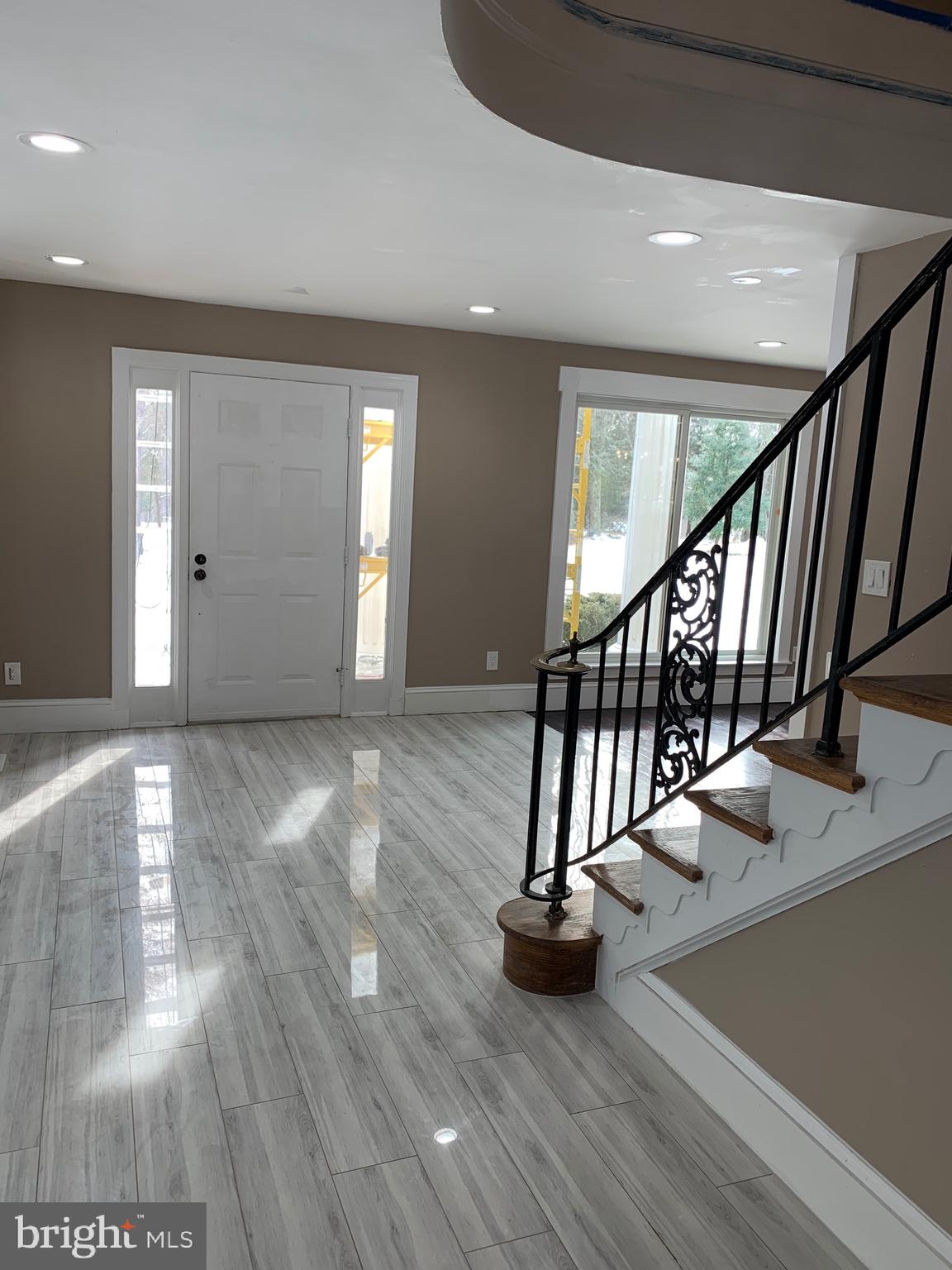 SENECA FARMS - Residential Lease