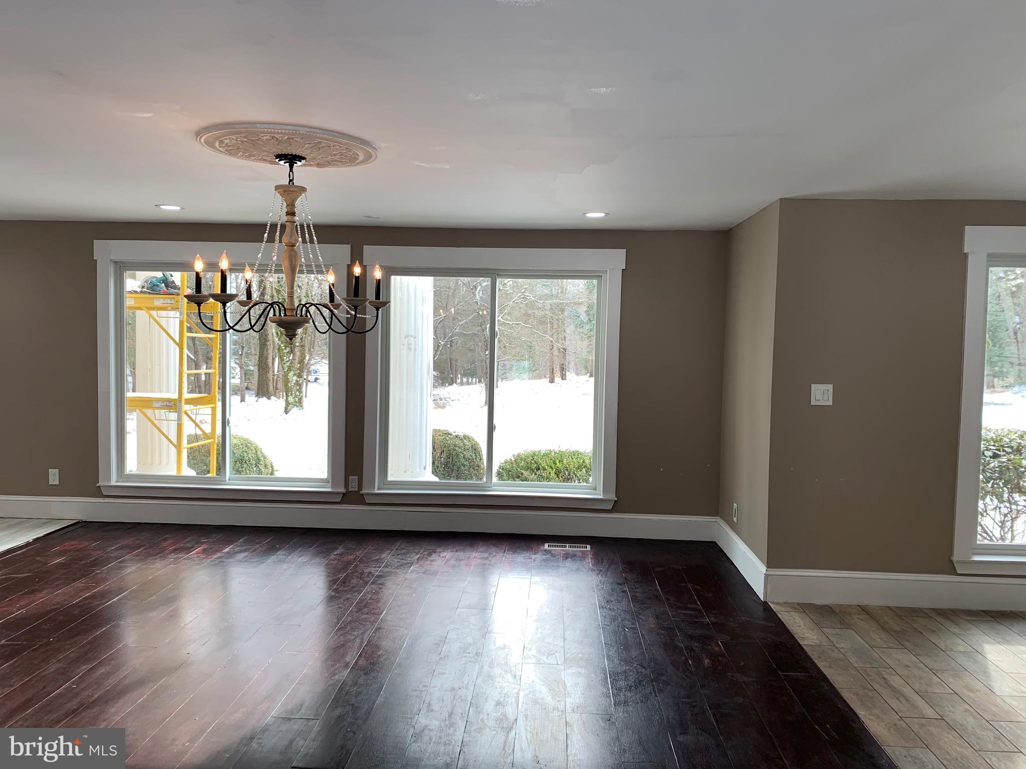 SENECA FARMS - Residential Lease