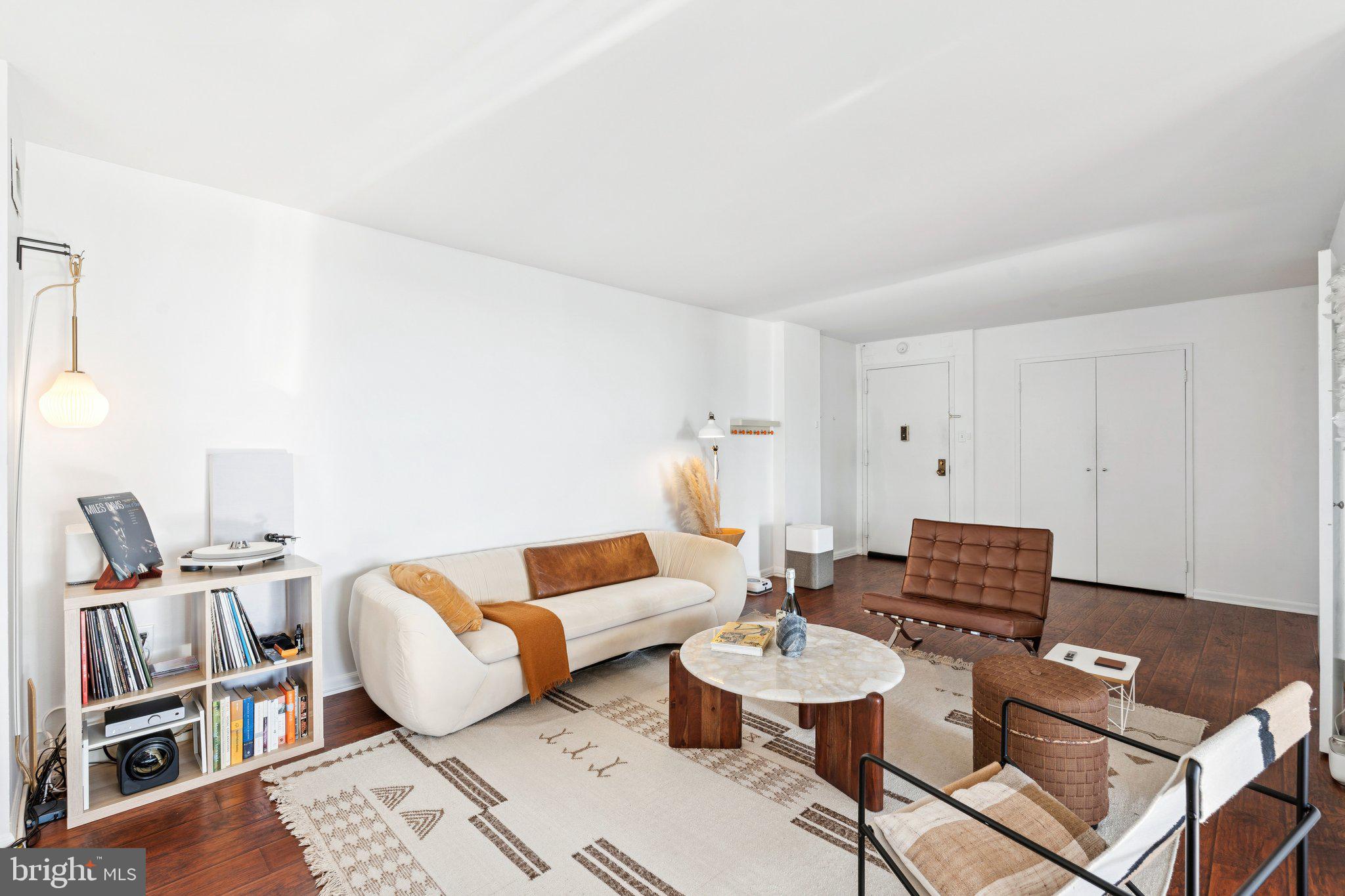 250 S REYNOLDS STREET 703